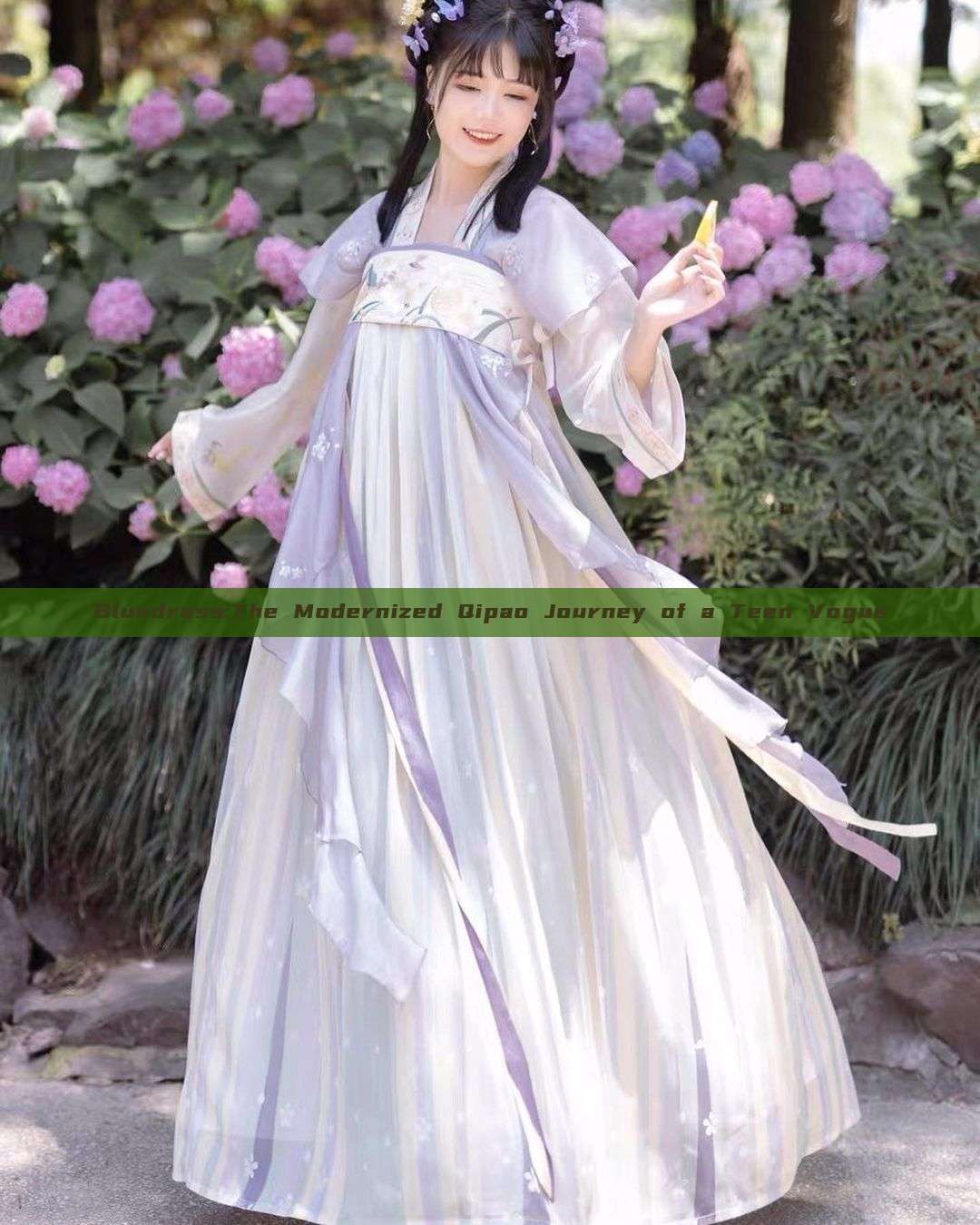Bluedress:The Modernized Qipao Journey of a Teen Vogue Bluedress:The Modernized Qipao Journey of a Teen Vogue