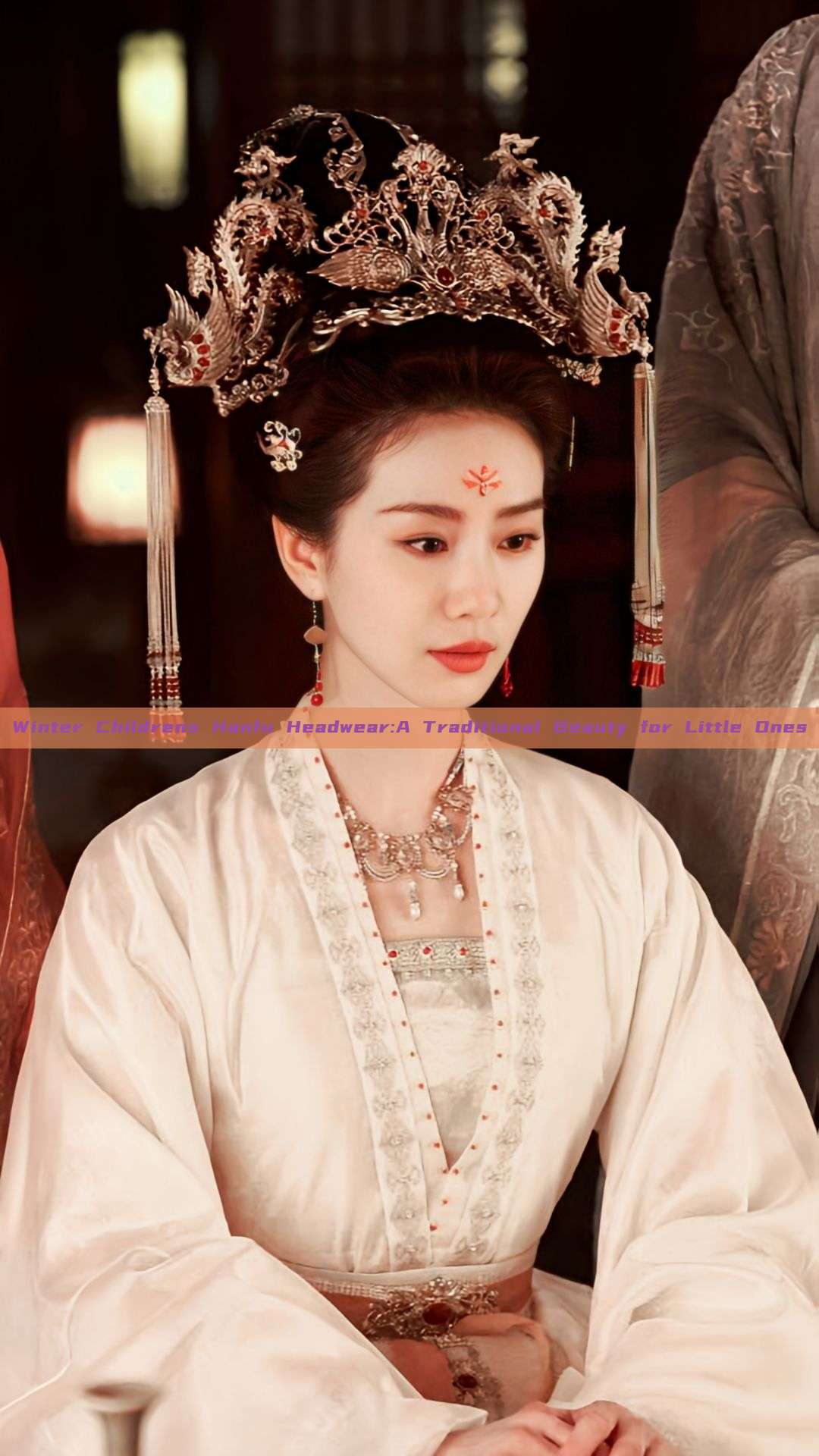 Winter Childrens Hanfu Headwear:A Traditional Beauty for Little Ones Winter Childrens Hanfu Headwear:A Traditional Beauty for Little Ones