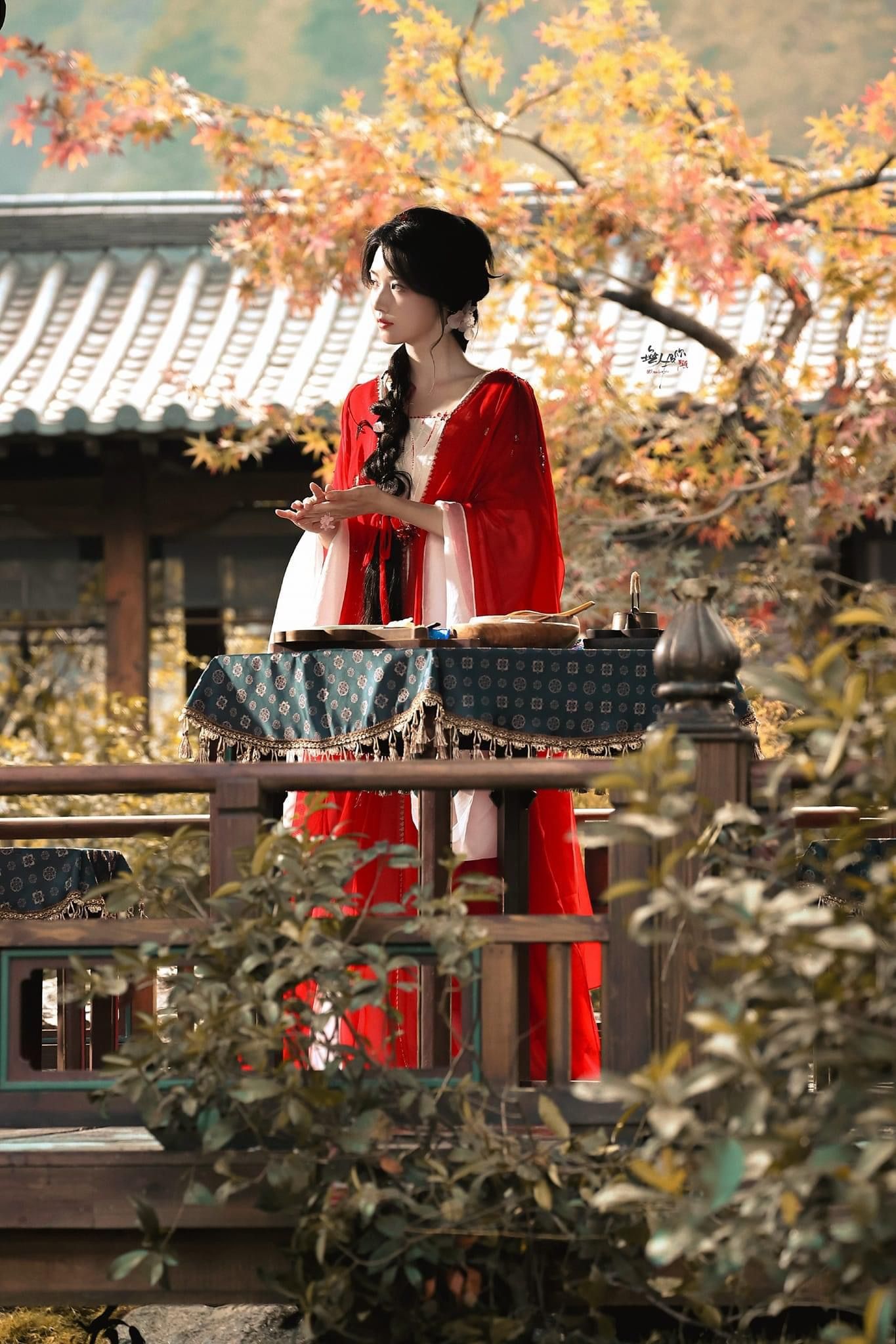 The Red Cheongsam:A Symbol of Union at Chinese Weddings The Red Cheongsam:A Symbol of Union at Chinese Weddings