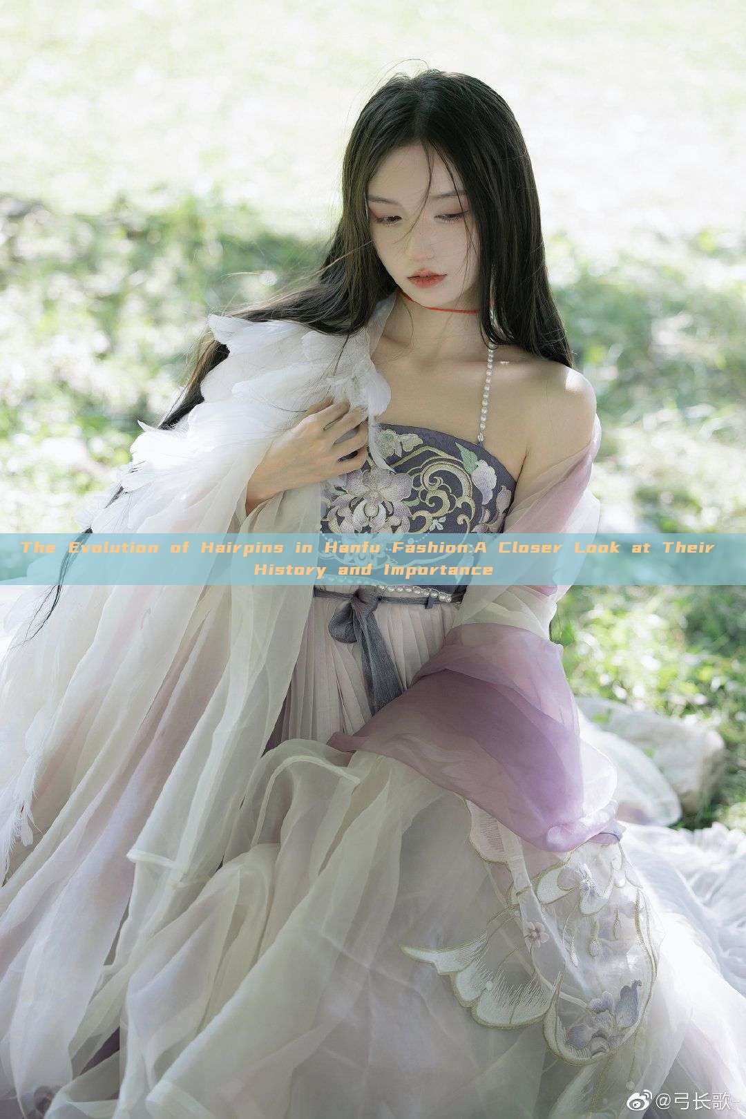 The Evolution of Hairpins in Hanfu Fashion:A Closer Look at Their History and Importance The Evolution of Hairpins in Hanfu Fashion:A Closer Look at Their History and Importance
