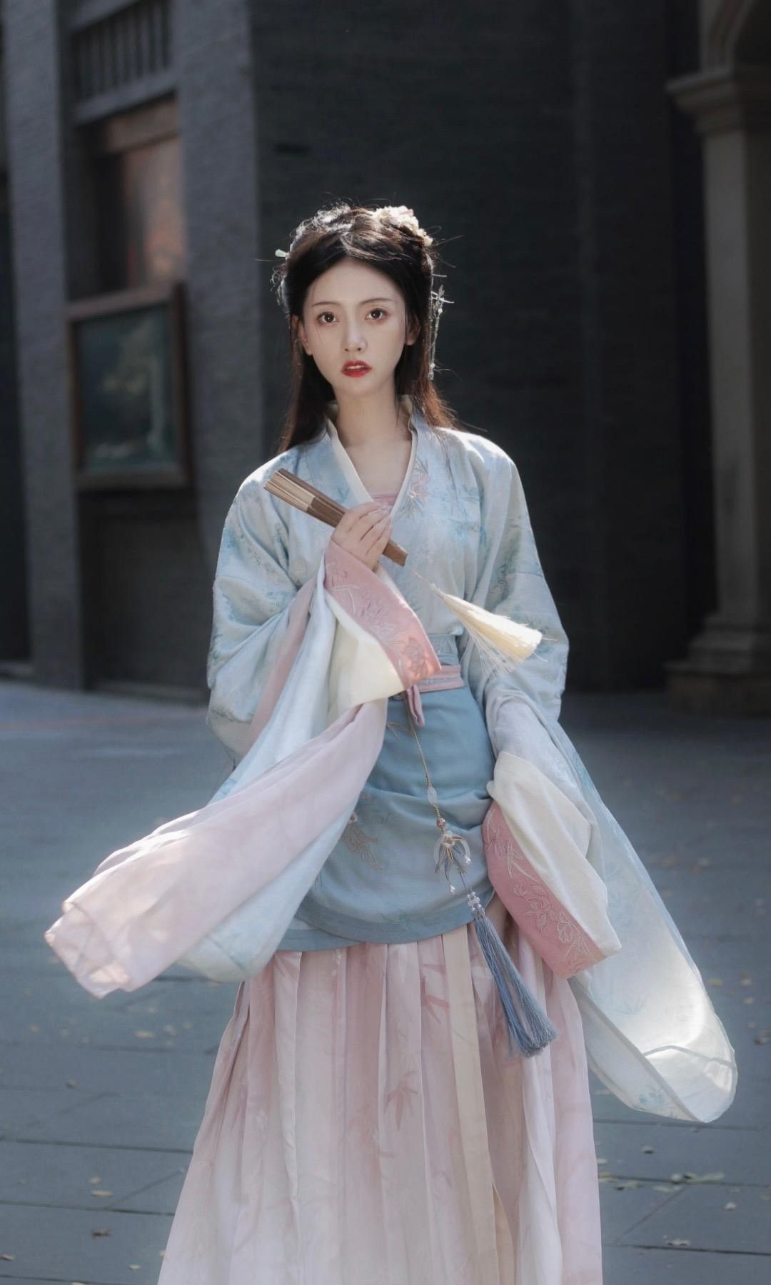 Ancient Costume Performance Gowns for Girls:A Journey into Traditional Elegance Ancient Costume Performance Gowns for Girls:A Journey into Traditional Elegance