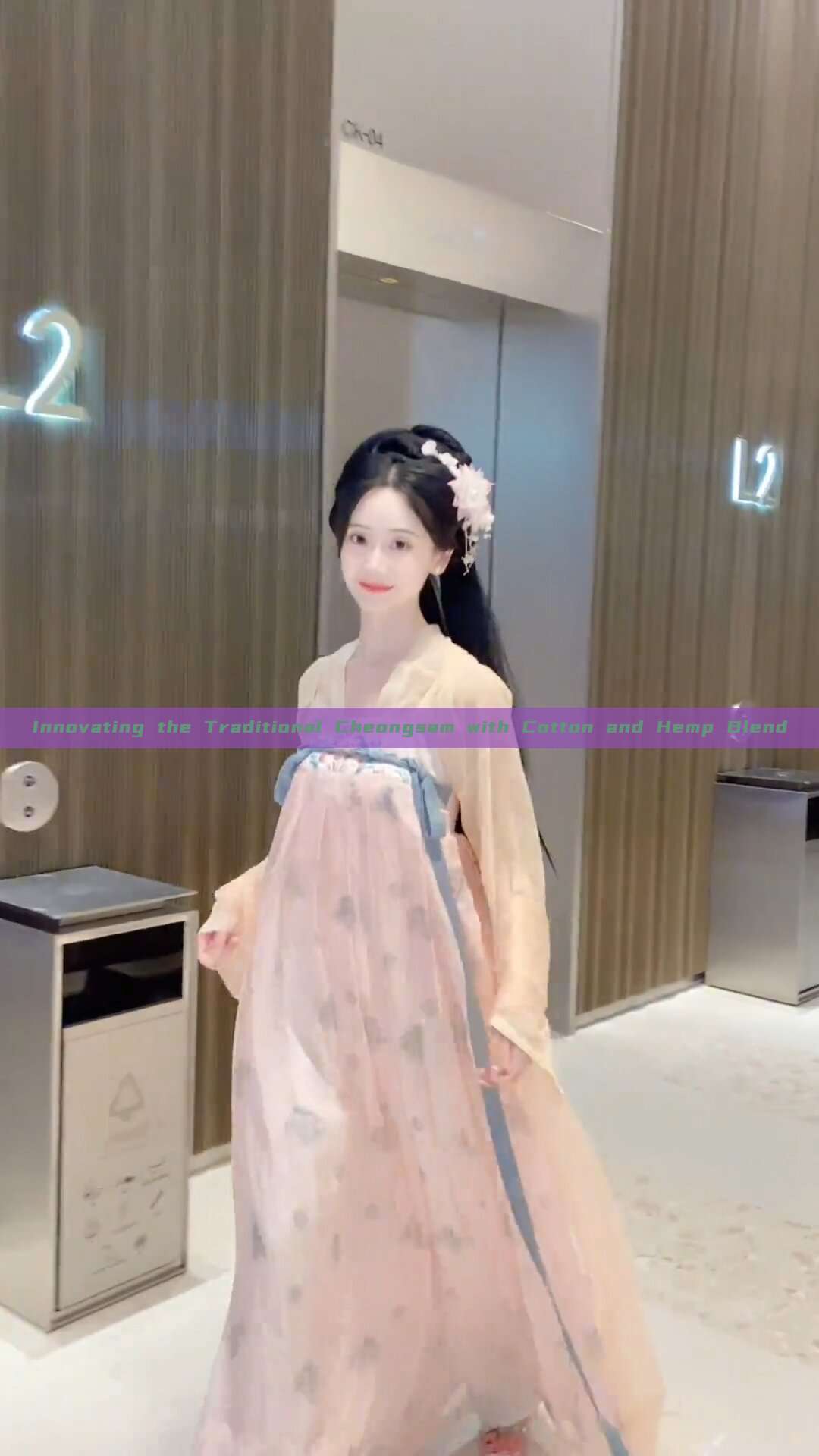 Innovating the Traditional Cheongsam with Cotton and Hemp Blend Innovating the Traditional Cheongsam with Cotton and Hemp Blend