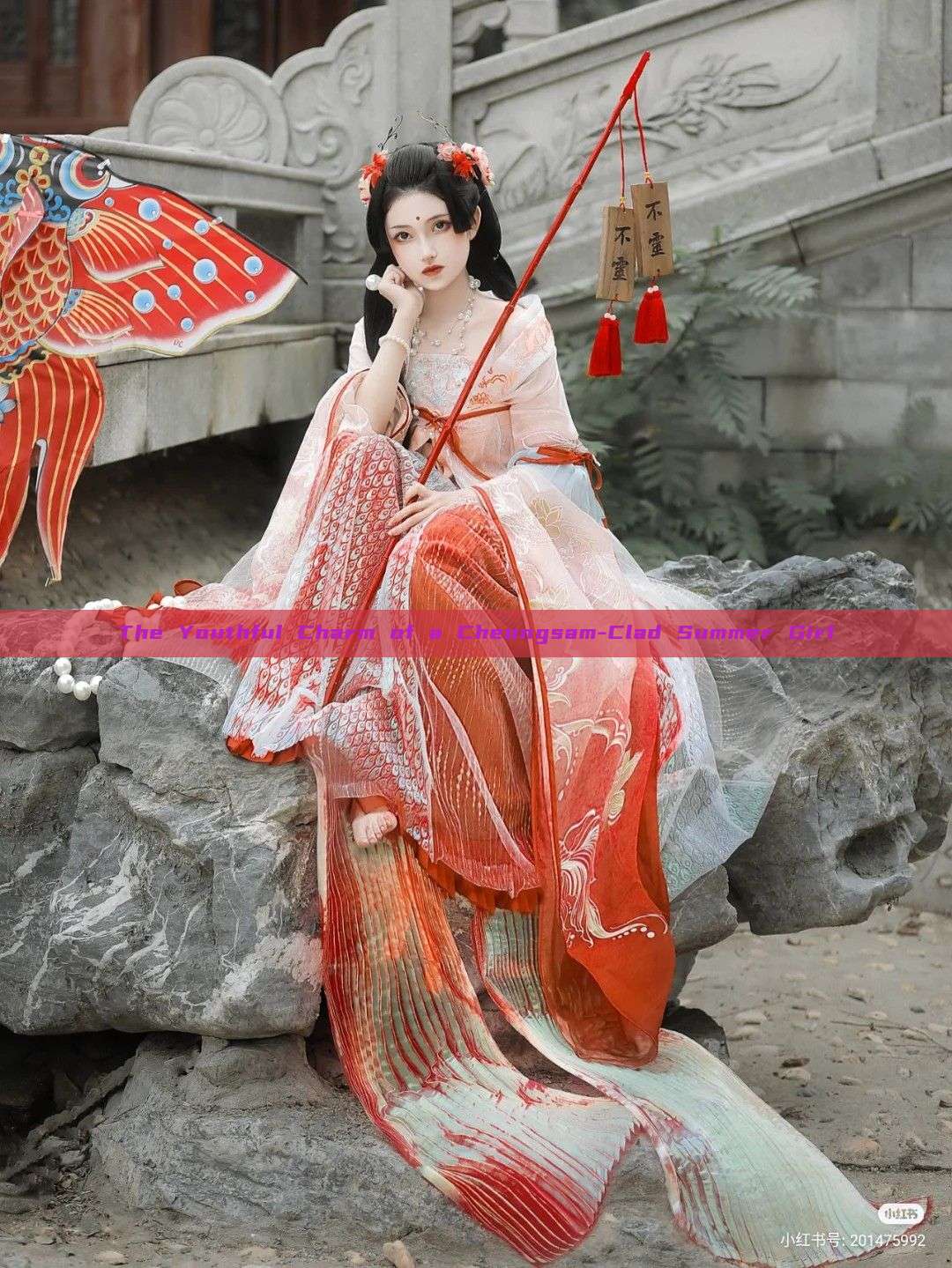 The Youthful Charm of a Cheongsam-Clad Summer Girl The Youthful Charm of a Cheongsam-Clad Summer Girl