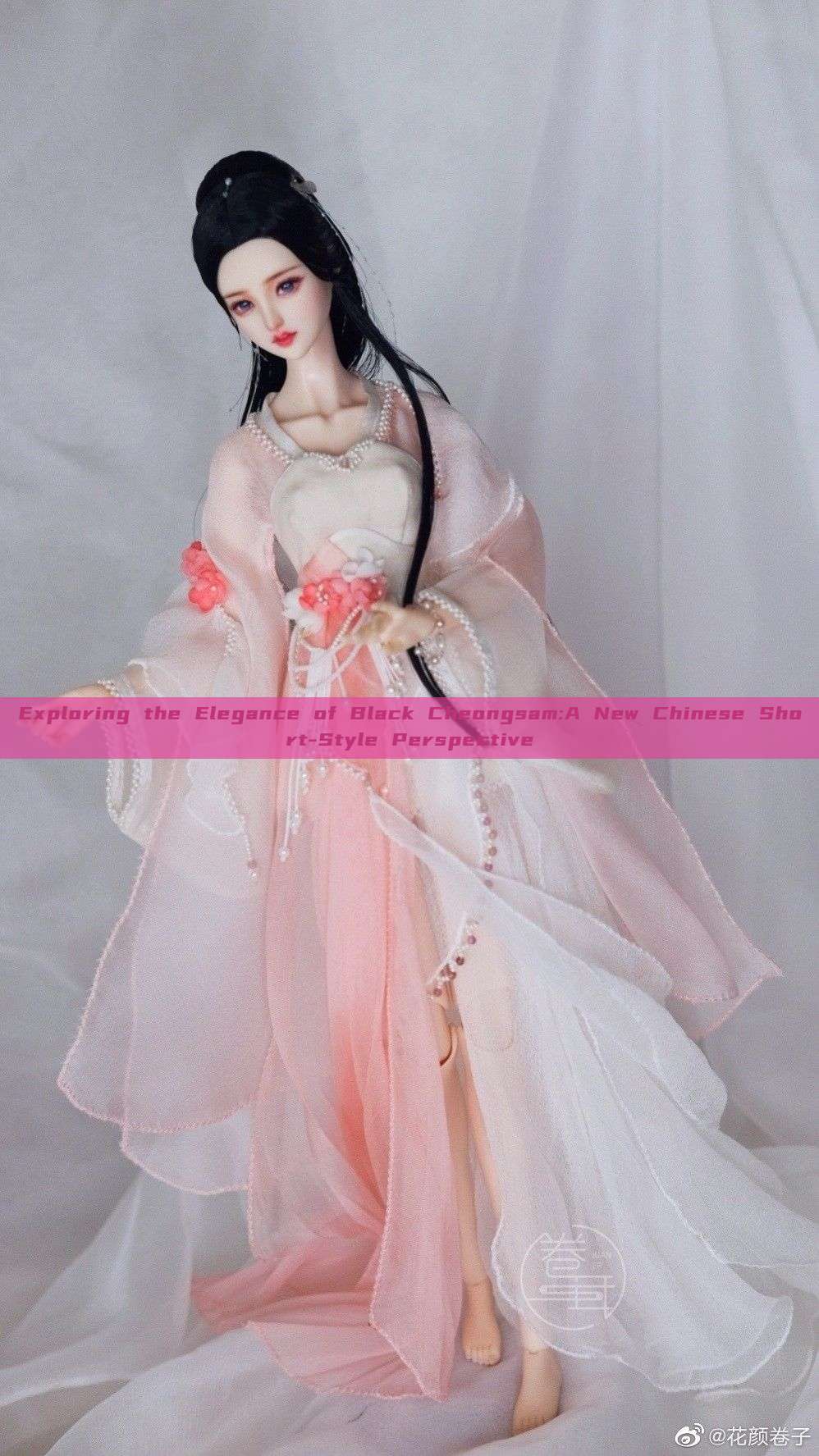 Exploring the Elegance of Black Cheongsam:A New Chinese Short-Style Perspective Exploring the Elegance of Black Cheongsam:A New Chinese Short-Style Perspective