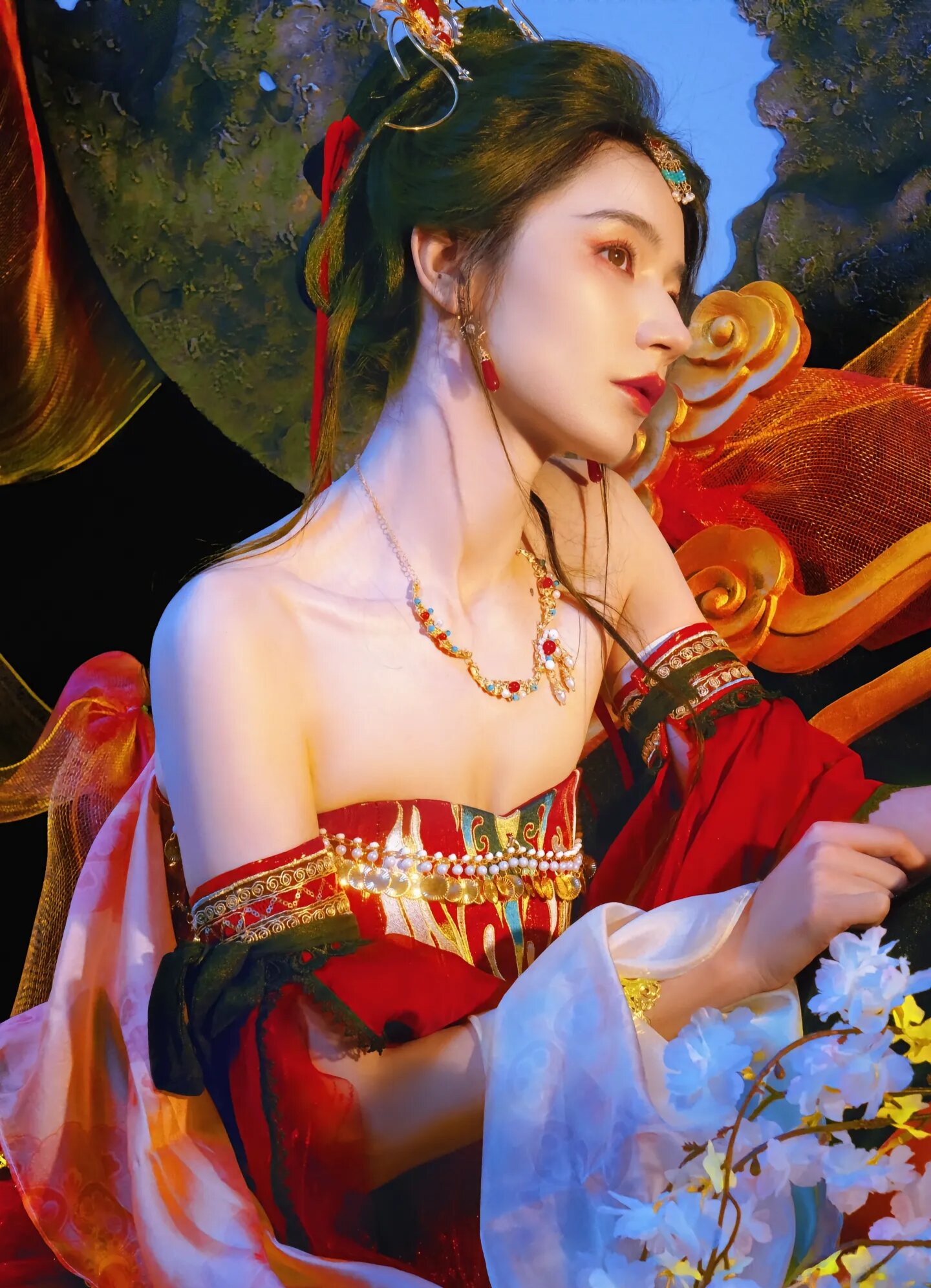 Centenary Celebration of Ancient Chinese Costume:A Journey Through Time in Traditional Splendor Centenary Celebration of Ancient Chinese Costume:A Journey Through Time in Traditional Splendor