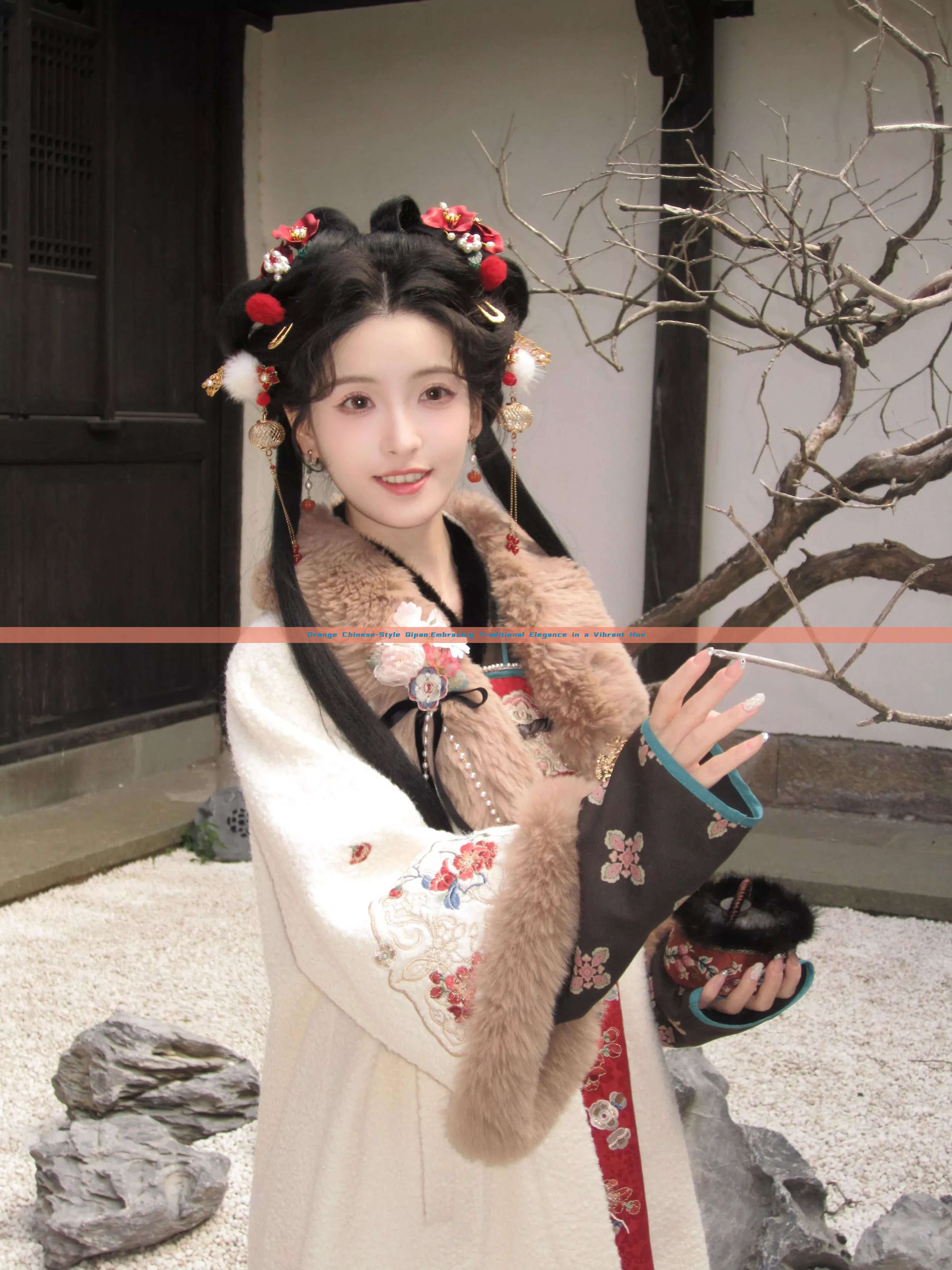Orange Chinese-Style Qipao:Embracing Traditional Elegance in a Vibrant Hue Orange Chinese-Style Qipao:Embracing Traditional Elegance in a Vibrant Hue