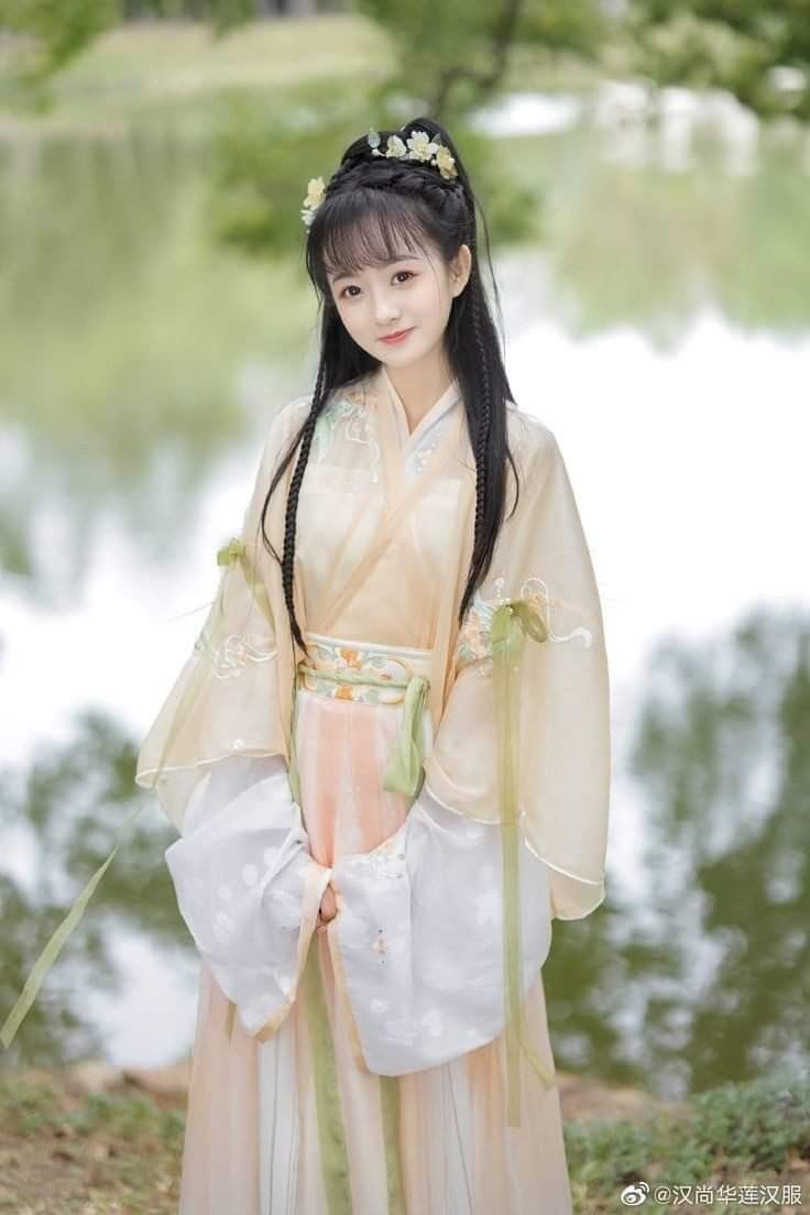 Embracing Traditional Chinese Elegance:The Journey of Original Hanfu Clothing Embracing Traditional Chinese Elegance:The Journey of Original Hanfu Clothing