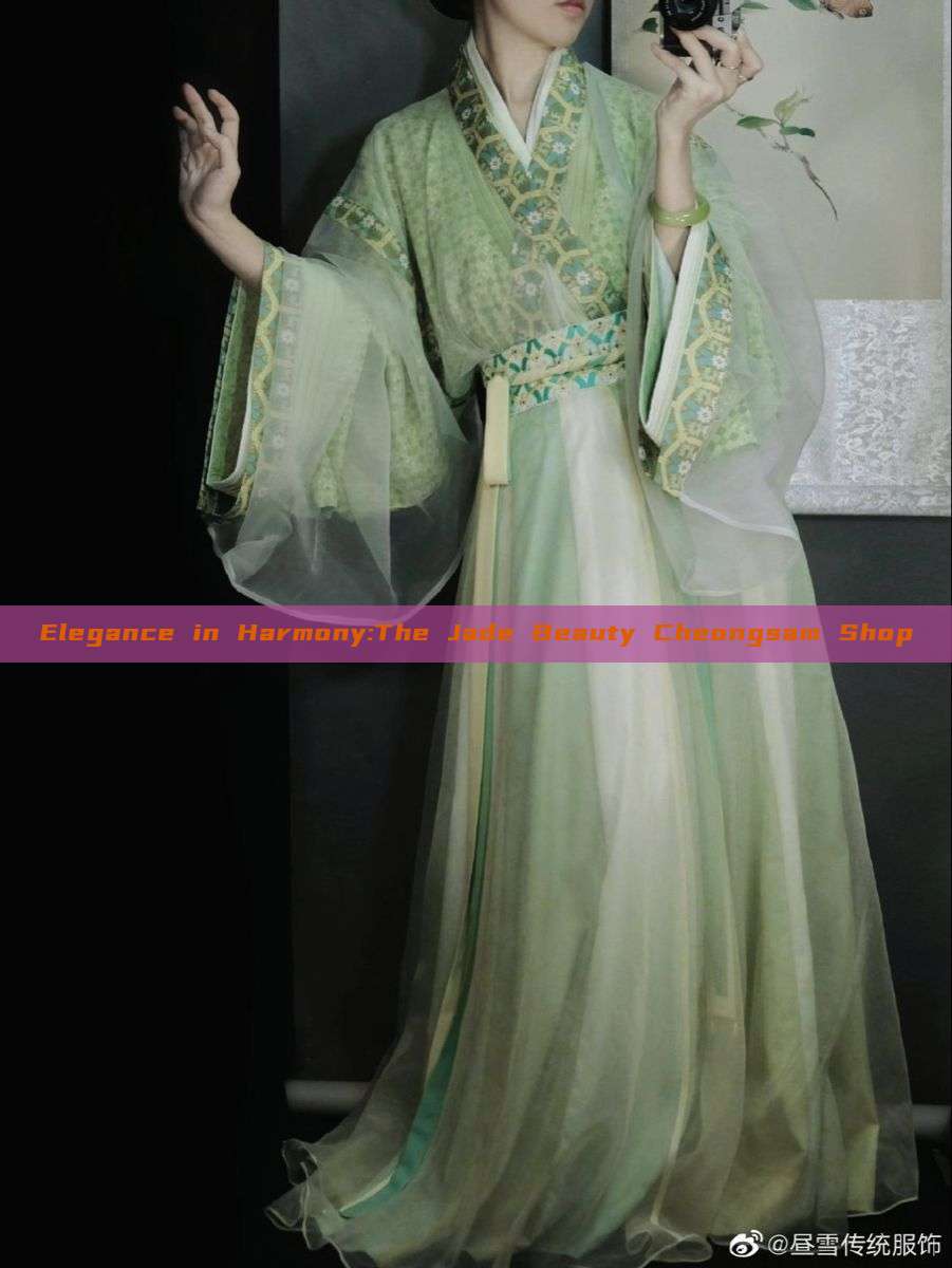 Elegance in Harmony:The Jade Beauty Cheongsam Shop Elegance in Harmony:The Jade Beauty Cheongsam Shop