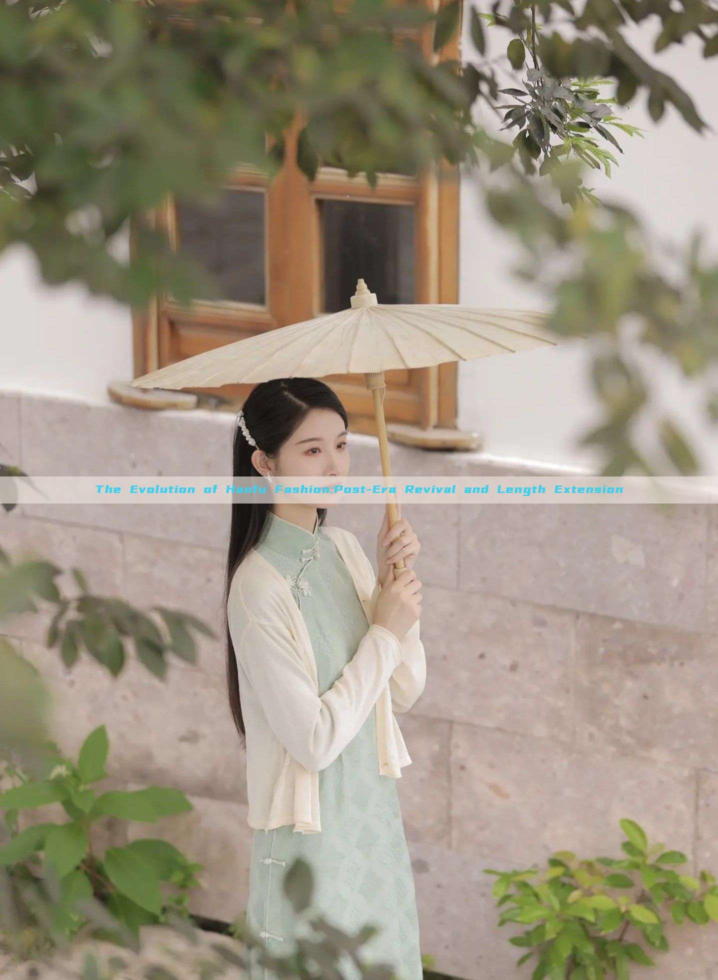 The Evolution of Hanfu Fashion:Post-Era Revival and Length Extension The Evolution of Hanfu Fashion:Post-Era Revival and Length Extension