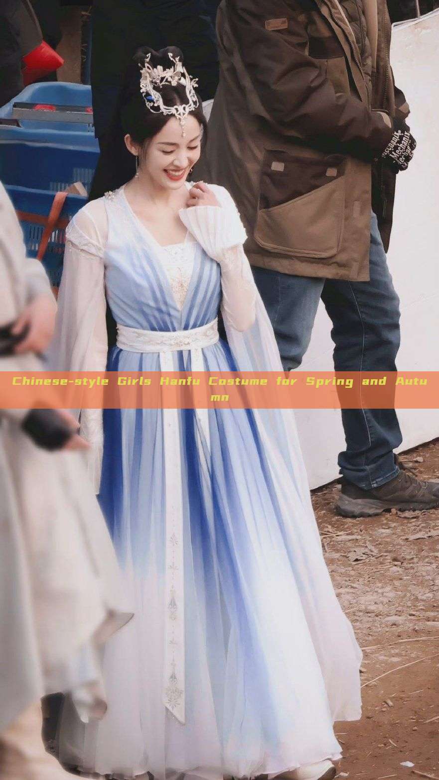 Chinese-style Girls Hanfu Costume for Spring and Autumn Chinese-style Girls Hanfu Costume for Spring and Autumn