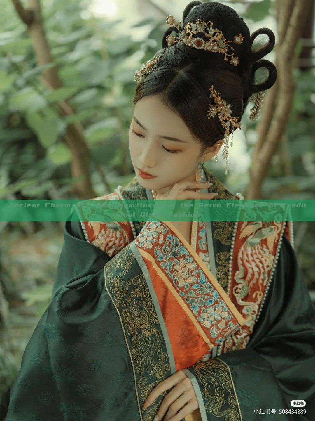 Ancient Charm of Cheongsam:Unveiling the Retro Elegance of Traditional Qipao Fashion Ancient Charm of Cheongsam:Unveiling the Retro Elegance of Traditional Qipao Fashion