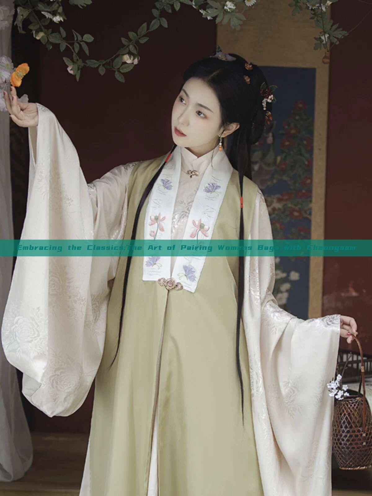 Embracing the Classics:The Art of Pairing Womens Bags with Cheongsam Embracing the Classics:The Art of Pairing Womens Bags with Cheongsam