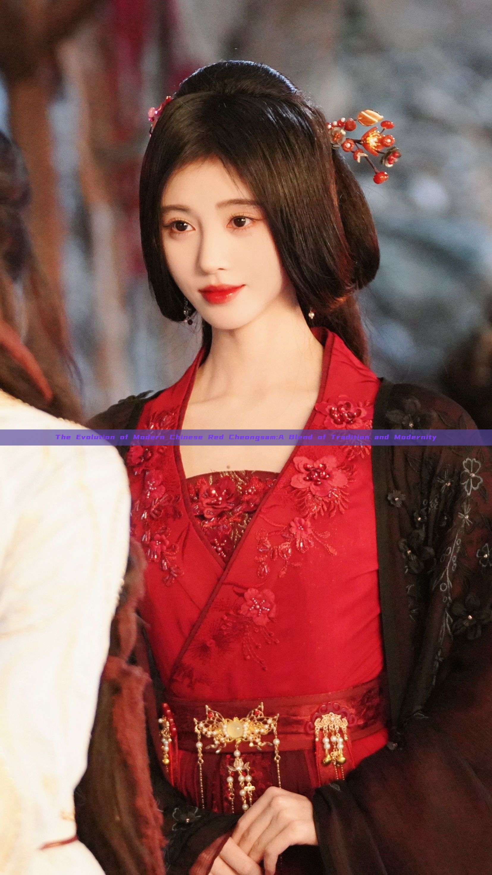 The Evolution of Modern Chinese Red Cheongsam:A Blend of Tradition and Modernity The Evolution of Modern Chinese Red Cheongsam:A Blend of Tradition and Modernity