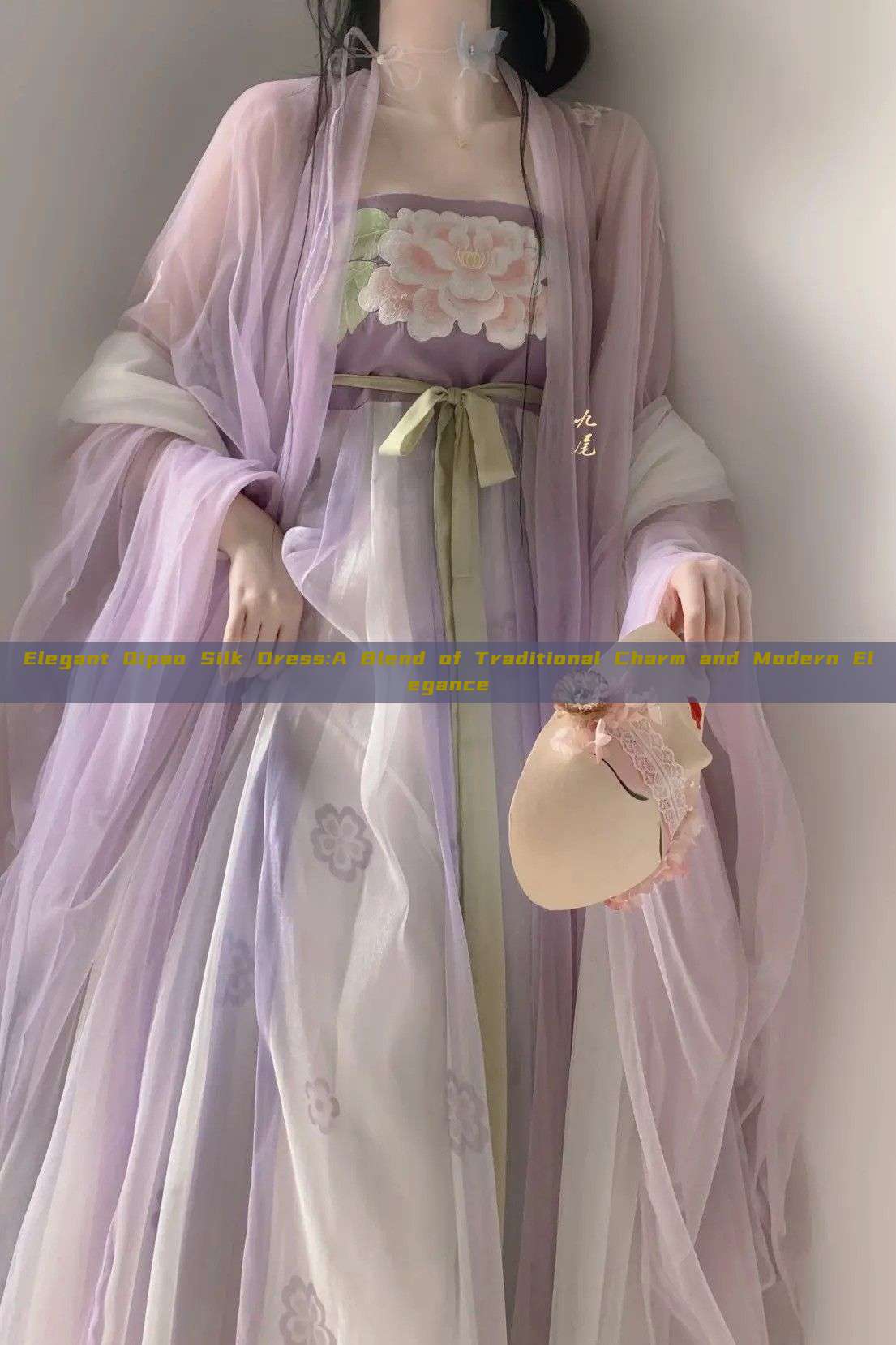 Elegant Qipao Silk Dress:A Blend of Traditional Charm and Modern Elegance Elegant Qipao Silk Dress:A Blend of Traditional Charm and Modern Elegance