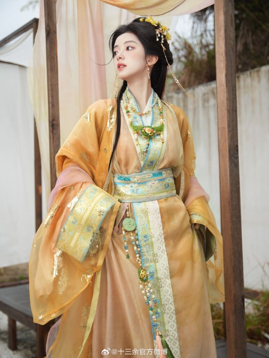 The Enchantment of a Girl in Blue and White Cheongsam The Enchantment of a Girl in Blue and White Cheongsam