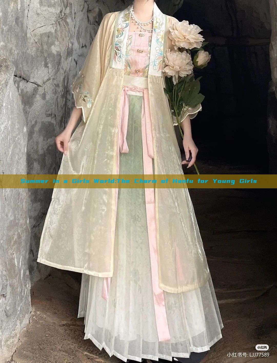Summer in a Girls World:The Charm of Hanfu for Young Girls Summer in a Girls World:The Charm of Hanfu for Young Girls