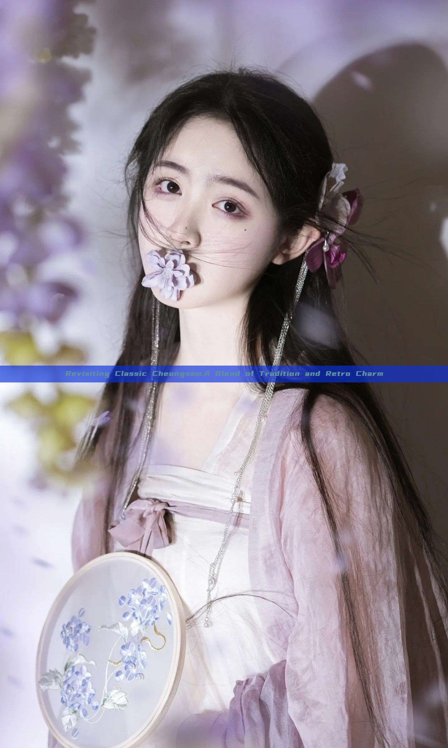 Revisiting Classic Cheongsam:A Blend of Tradition and Retro Charm Revisiting Classic Cheongsam:A Blend of Tradition and Retro Charm