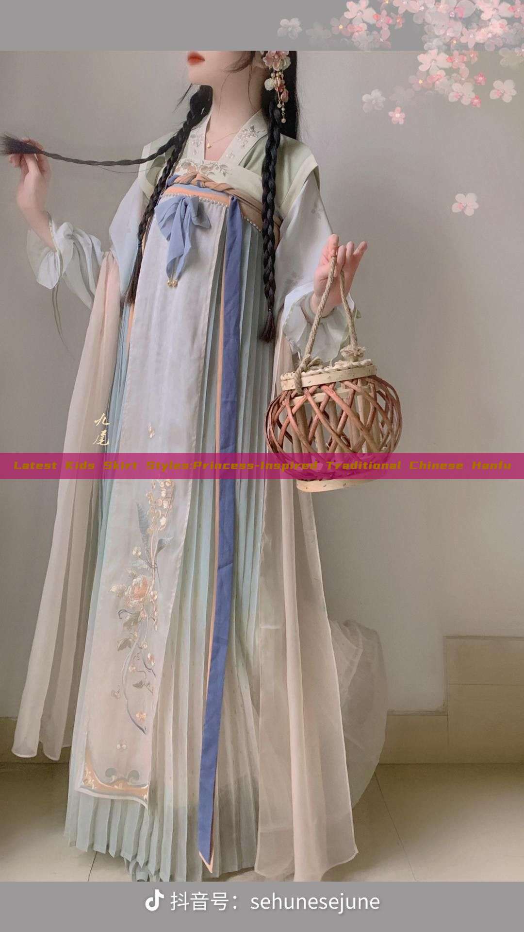 Latest Kids Skirt Styles:Princess-Inspired Traditional Chinese Hanfu Latest Kids Skirt Styles:Princess-Inspired Traditional Chinese Hanfu