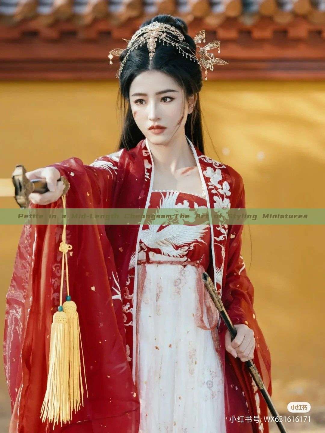 Petite in a Mid-Length Cheongsam:The Art of Styling Miniatures Petite in a Mid-Length Cheongsam:The Art of Styling Miniatures
