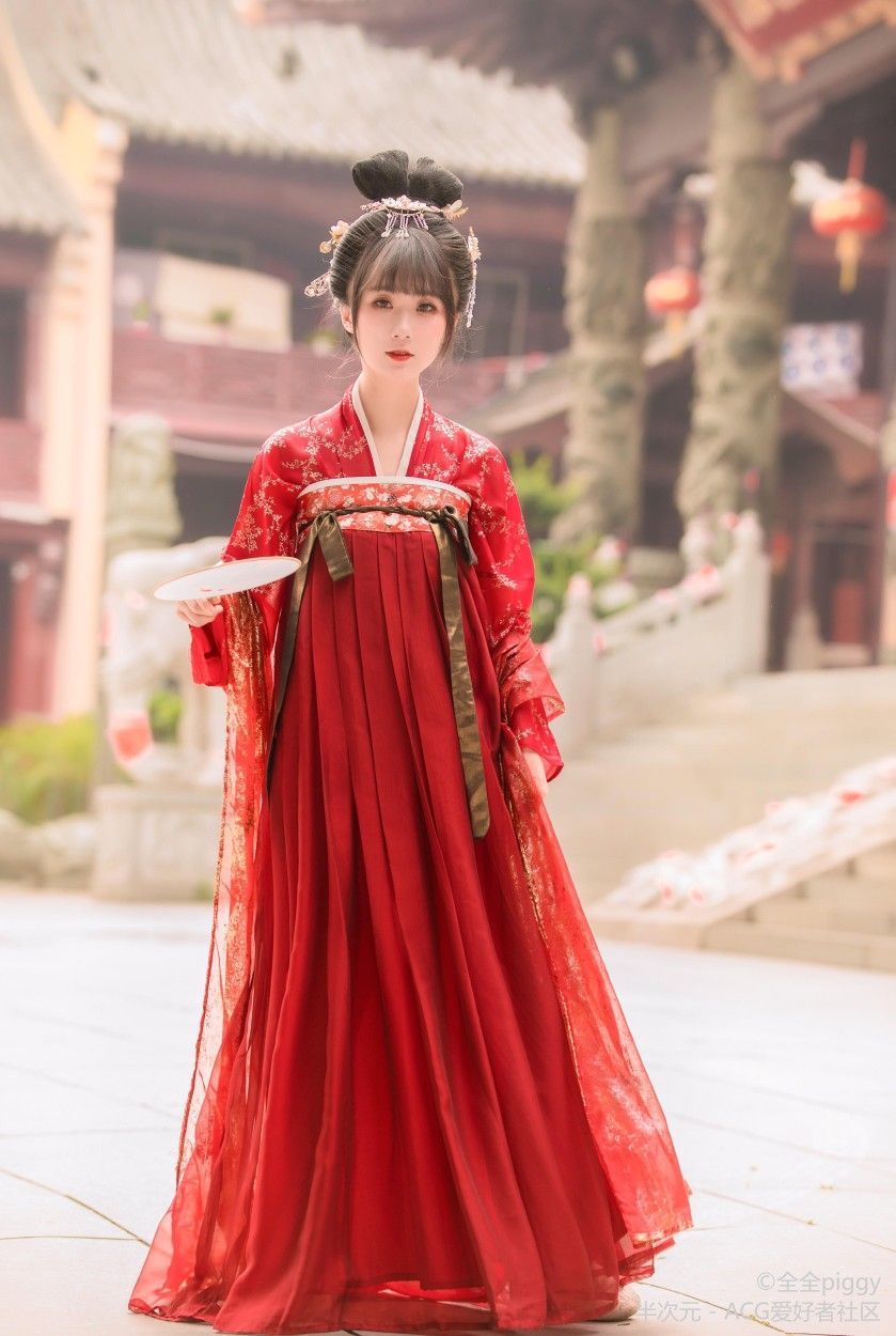 The Splendor of Cheongsam Fashion:A Showcase of Cultural Elegance The Splendor of Cheongsam Fashion:A Showcase of Cultural Elegance