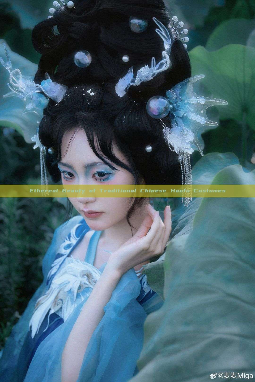 Ethereal Beauty of Traditional Chinese Hanfu Costumes Ethereal Beauty of Traditional Chinese Hanfu Costumes