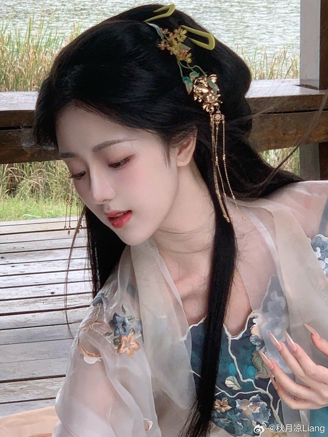 Childrens Hanfu Headdress:The Charm of Hairpins and Hair Bands Childrens Hanfu Headdress:The Charm of Hairpins and Hair Bands