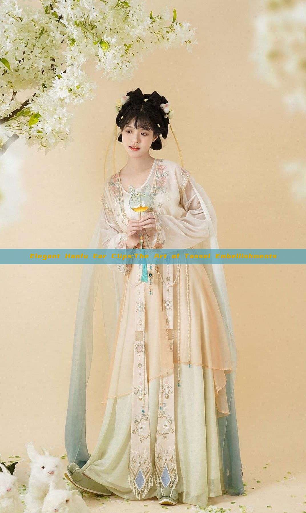 Elegant Hanfu Ear Clips:The Art of Tassel Embellishments Elegant Hanfu Ear Clips:The Art of Tassel Embellishments
