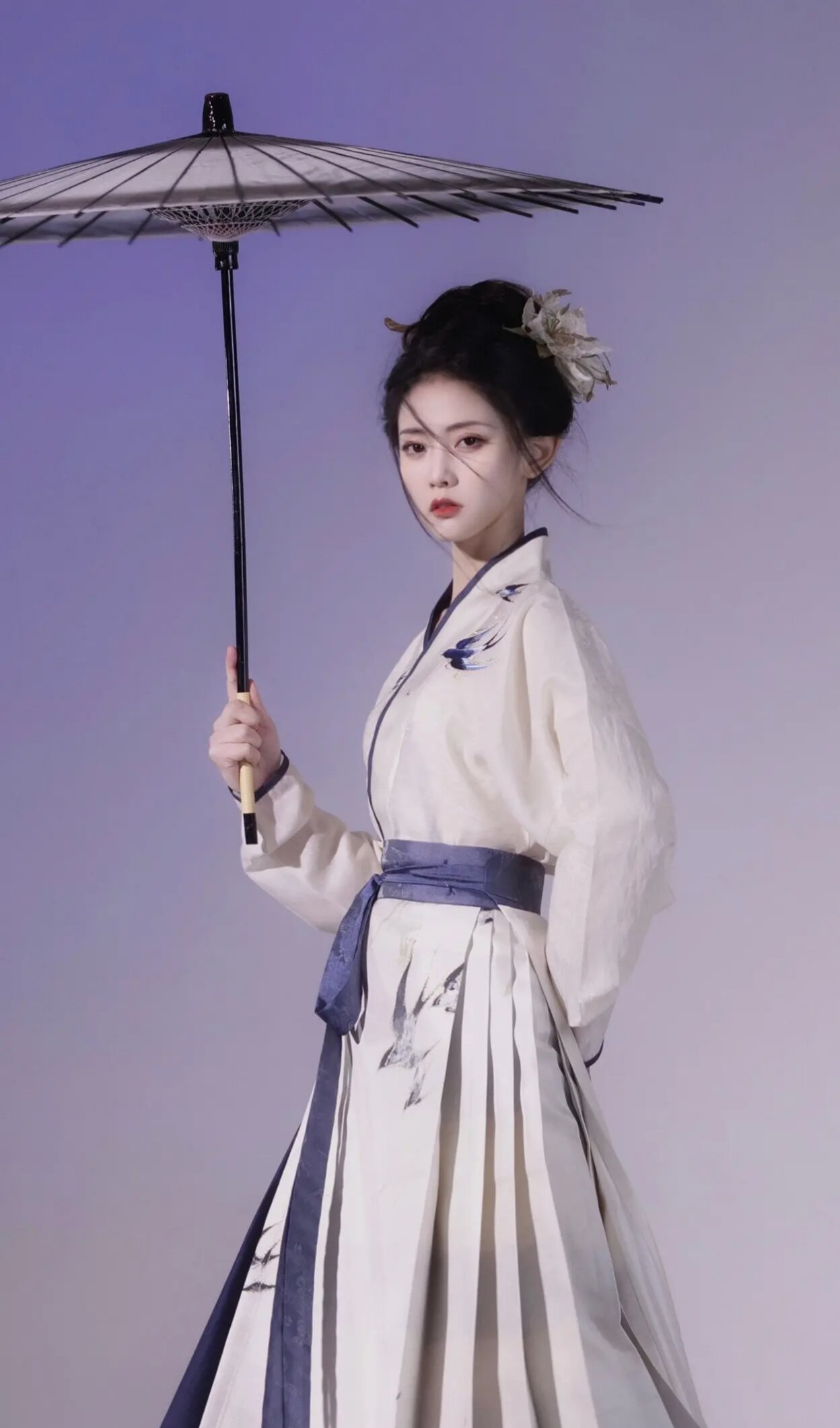 The Elegance of Qipaos Underskirts:A Guide to Pairing Cheongsam with Skirts The Elegance of Qipaos Underskirts:A Guide to Pairing Cheongsam with Skirts