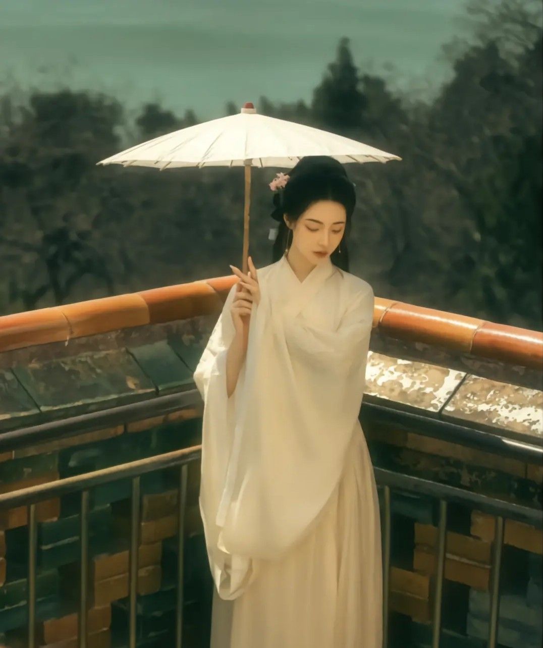 Ancient Beauty in Modern Light:The Enchanting World of Chinese Traditional Hanfu Costumes Ancient Beauty in Modern Light:The Enchanting World of Chinese Traditional Hanfu Costumes