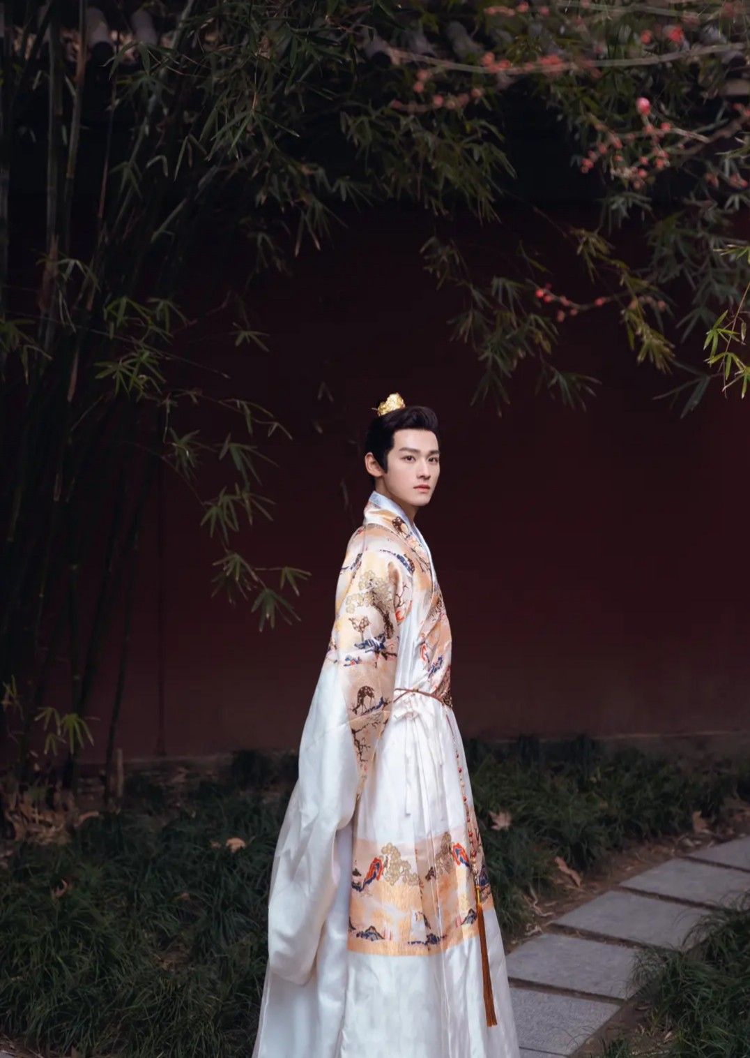 Beautiful Ten-Year-Old in Traditional Chinese Hanfu Costume Beautiful Ten-Year-Old in Traditional Chinese Hanfu Costume