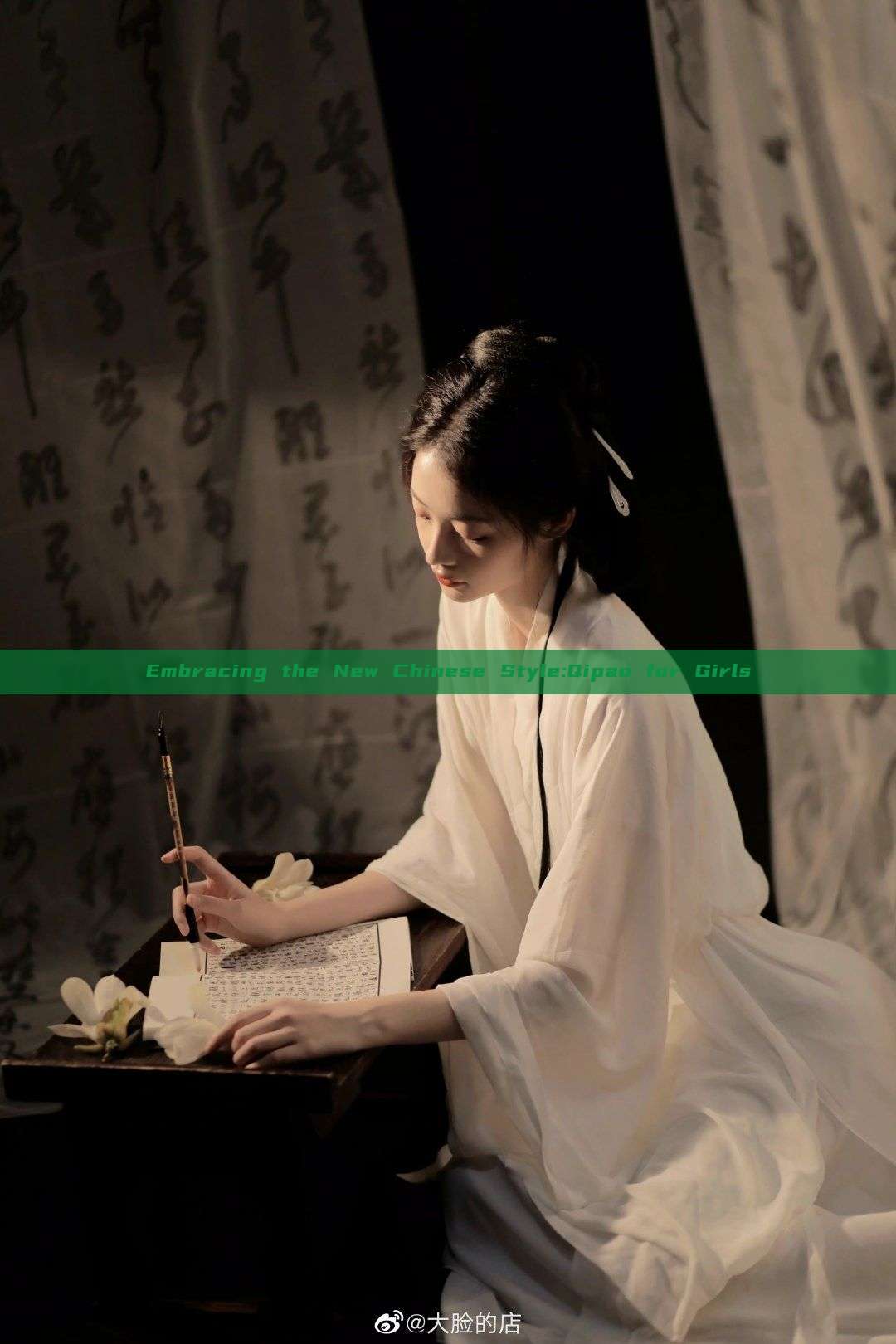 Embracing the New Chinese Style:Qipao for Girls Embracing the New Chinese Style:Qipao for Girls