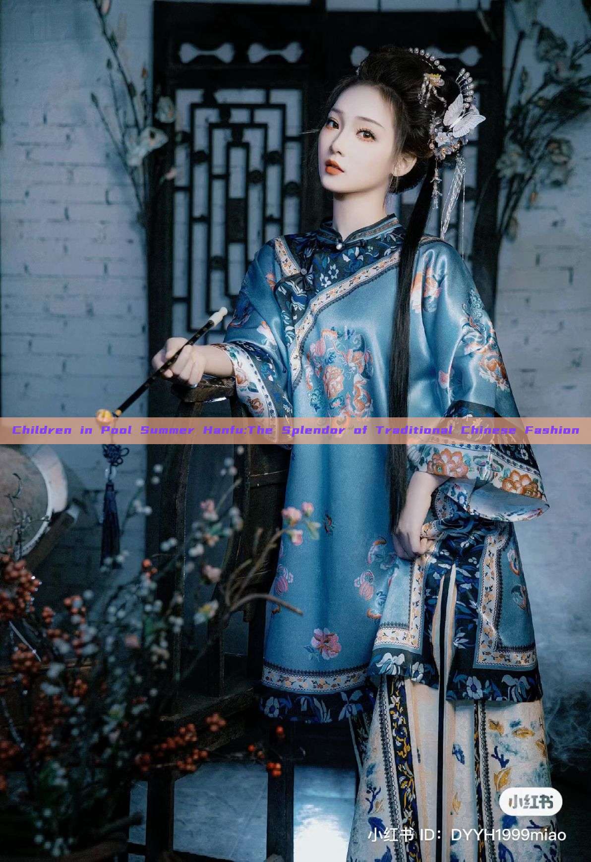 Children in Pool Summer Hanfu:The Splendor of Traditional Chinese Fashion Children in Pool Summer Hanfu:The Splendor of Traditional Chinese Fashion