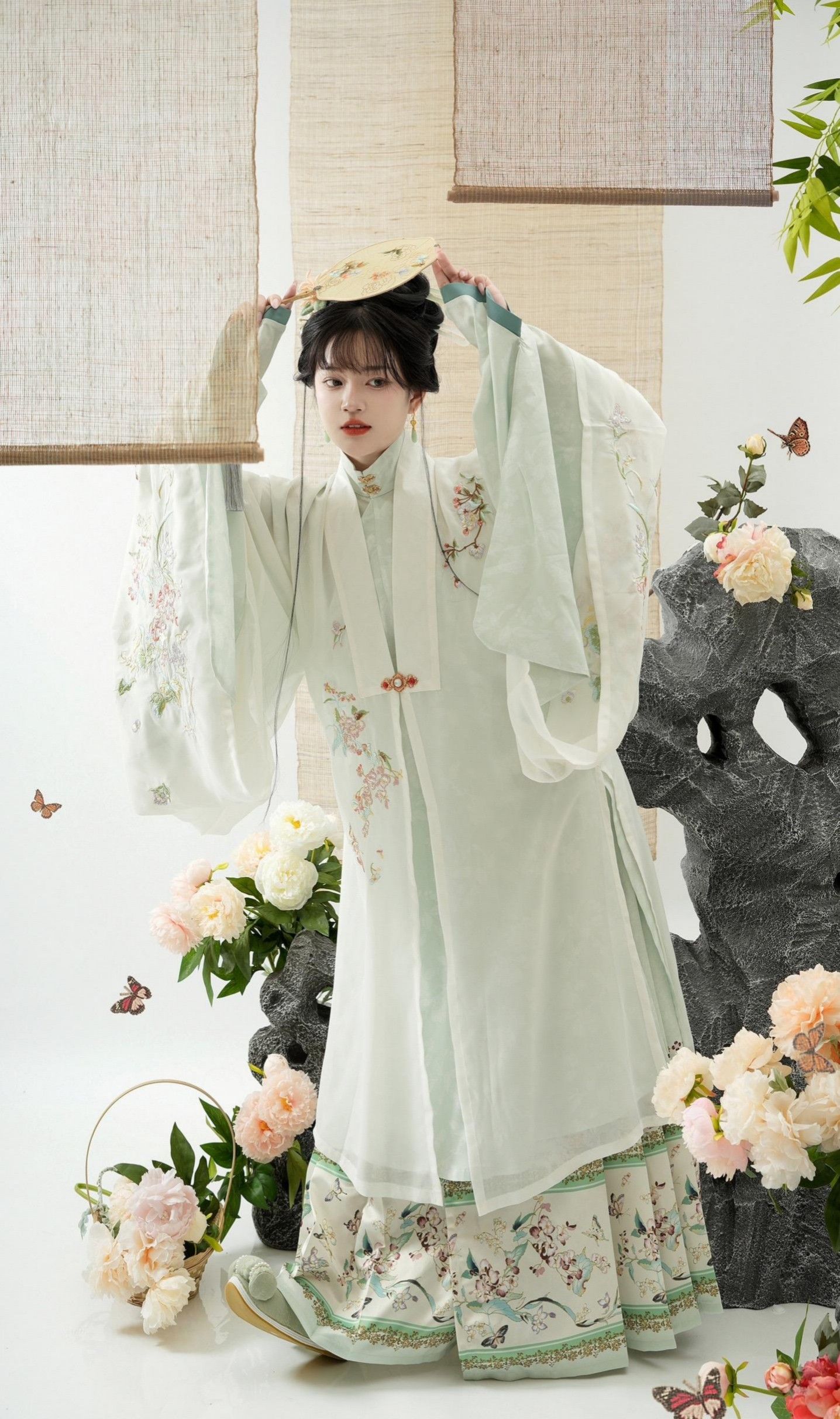 Charm of Ancient Hanfu Costumes:Styling the Traditional Elegance for a Petite 150cm Frame Charm of Ancient Hanfu Costumes:Styling the Traditional Elegance for a Petite 150cm Frame