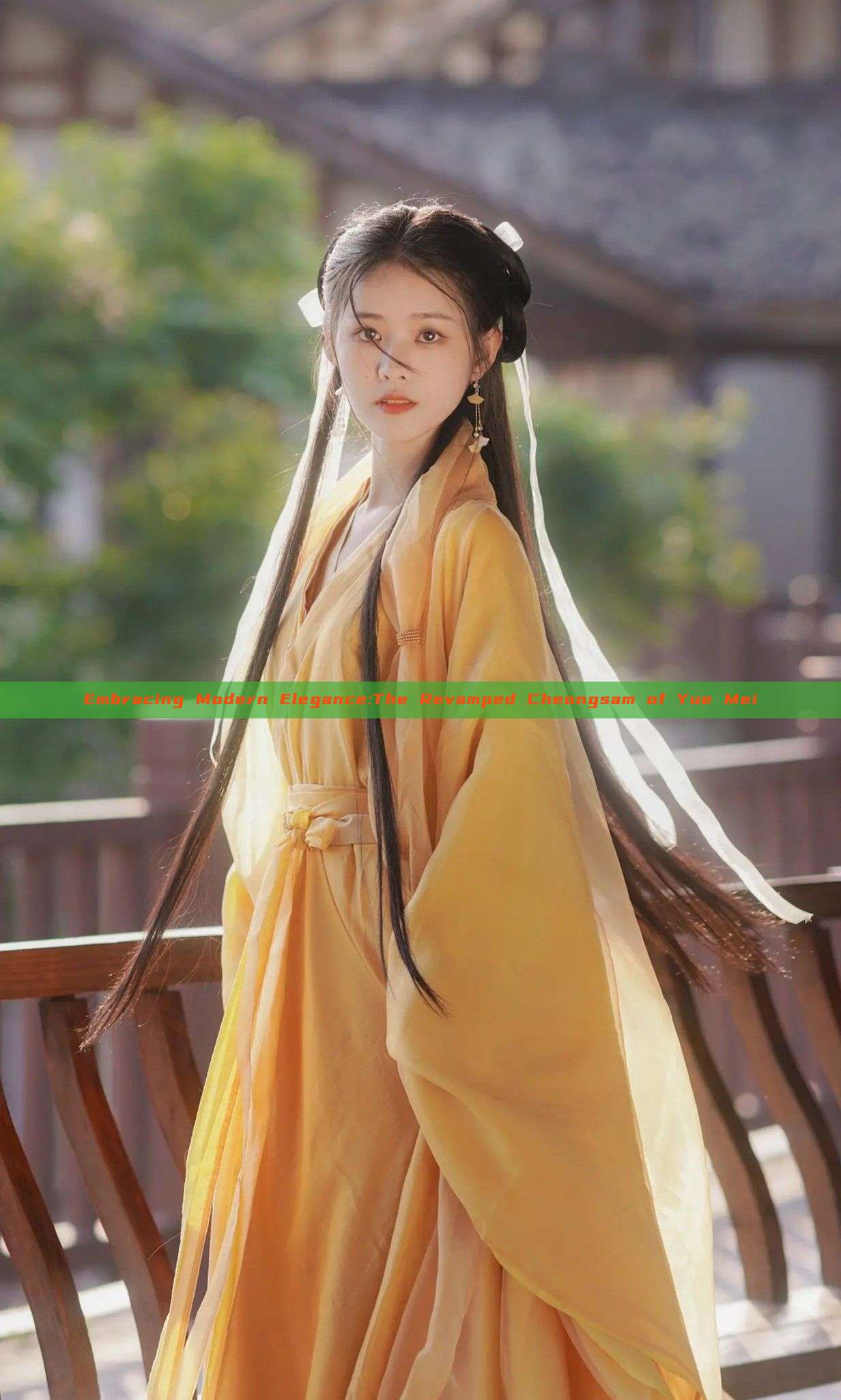 Embracing Modern Elegance:The Revamped Cheongsam of Yue Mei Embracing Modern Elegance:The Revamped Cheongsam of Yue Mei
