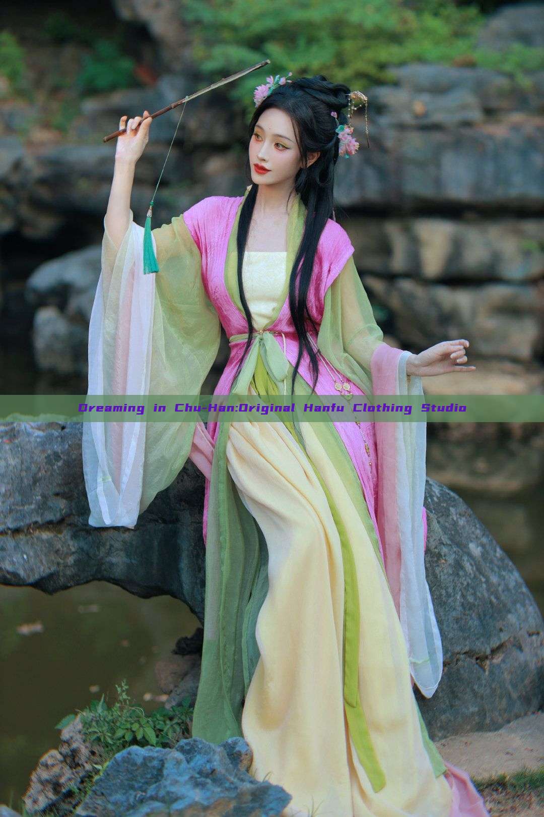 Dreaming in Chu-Han:Original Hanfu Clothing Studio Dreaming in Chu-Han:Original Hanfu Clothing Studio