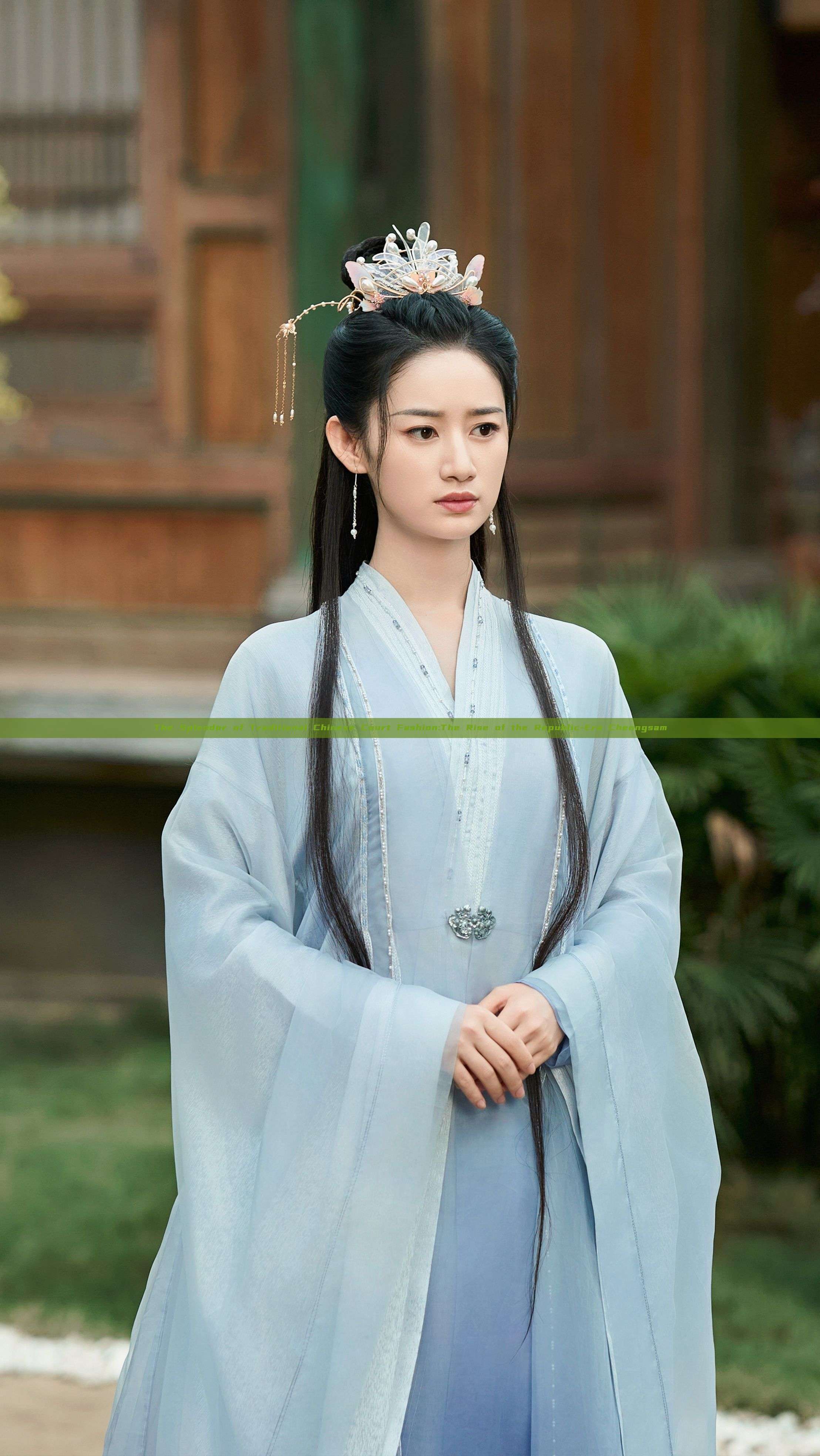 The Splendor of Traditional Chinese Court Fashion:The Rise of the Republic-Era Cheongsam The Splendor of Traditional Chinese Court Fashion:The Rise of the Republic-Era Cheongsam