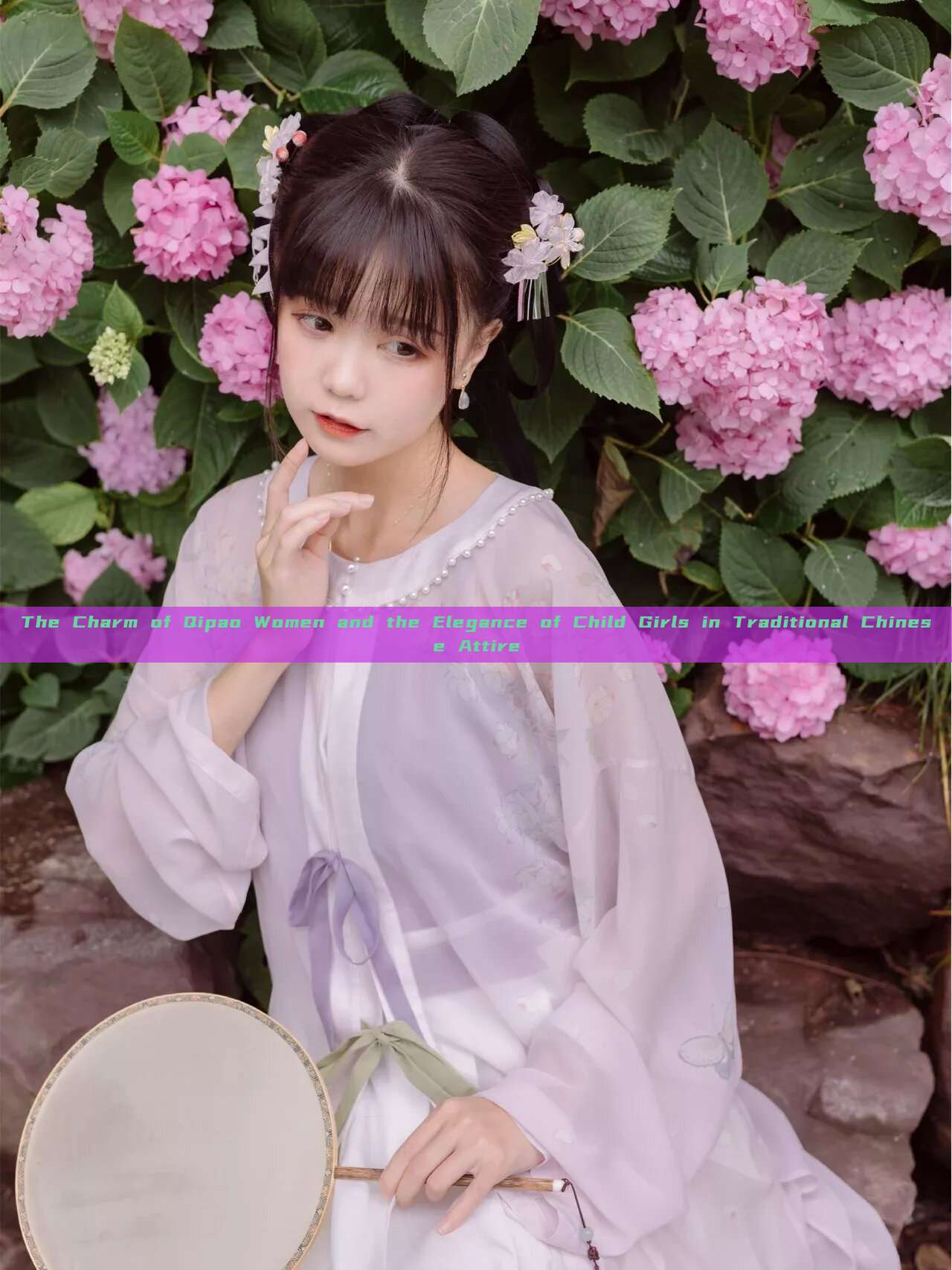 The Charm of Qipao Women and the Elegance of Child Girls in Traditional Chinese Attire The Charm of Qipao Women and the Elegance of Child Girls in Traditional Chinese Attire