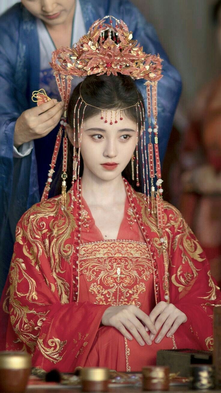 Luxury Silk Cheongsam Skirt:A Blend of Elegance and Tradition Luxury Silk Cheongsam Skirt:A Blend of Elegance and Tradition