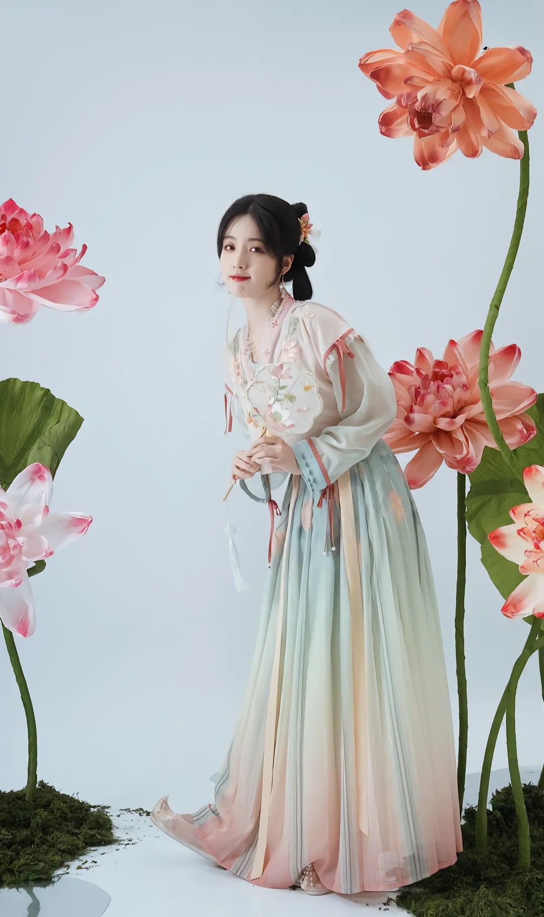 The Dominant Empress of Ancient Hanfu Fashion:The Story of a Fierce and Magnificent汉服女装 The Dominant Empress of Ancient Hanfu Fashion:The Story of a Fierce and Magnificent汉服女装