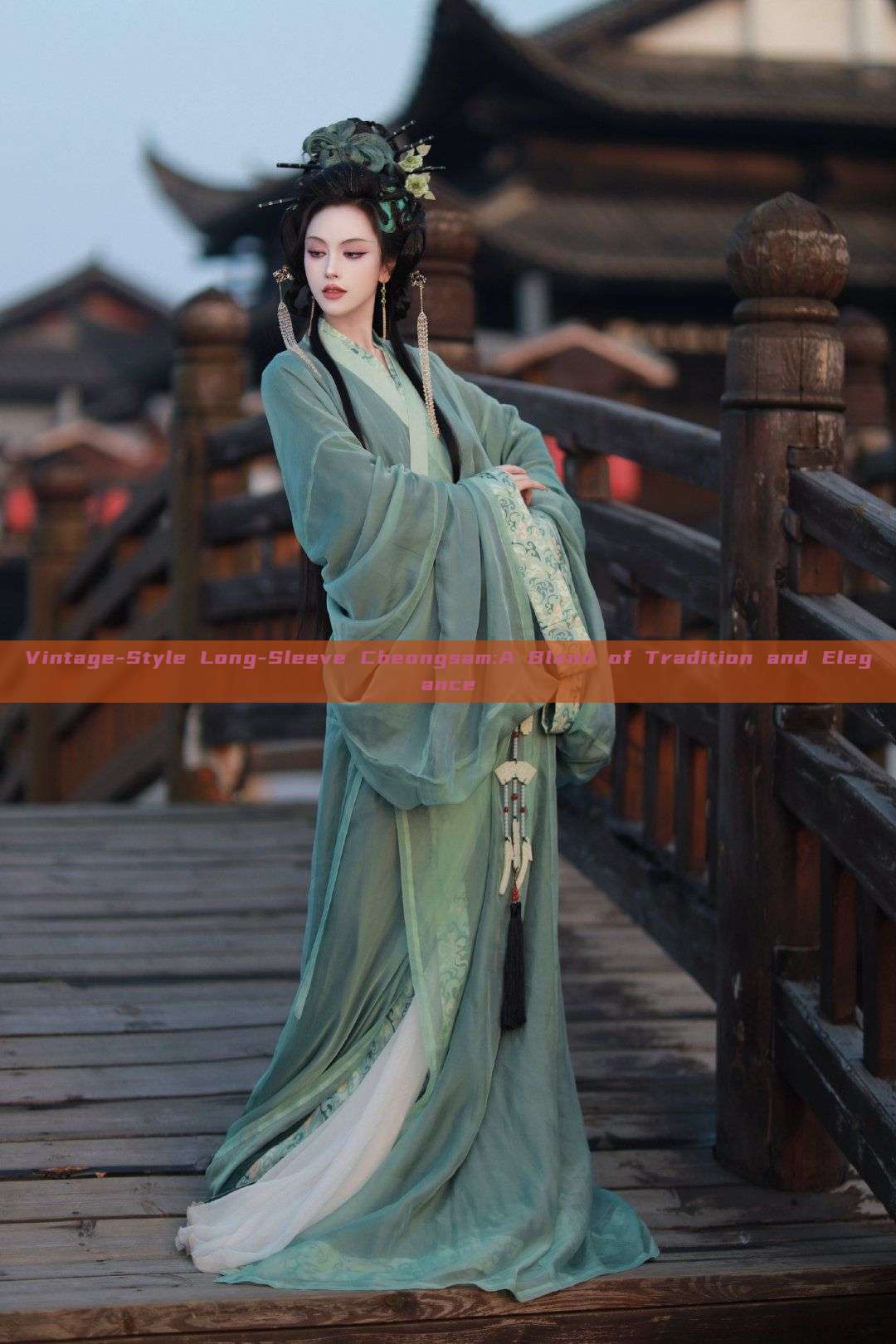 Vintage-Style Long-Sleeve Cheongsam:A Blend of Tradition and Elegance Vintage-Style Long-Sleeve Cheongsam:A Blend of Tradition and Elegance