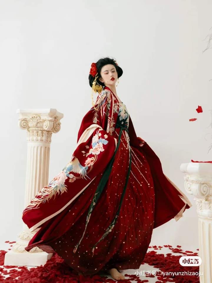 Elegant Antiquity:The Story of Youlan阁 Ancient Costume Wigs Elegant Antiquity:The Story of Youlan阁 Ancient Costume Wigs