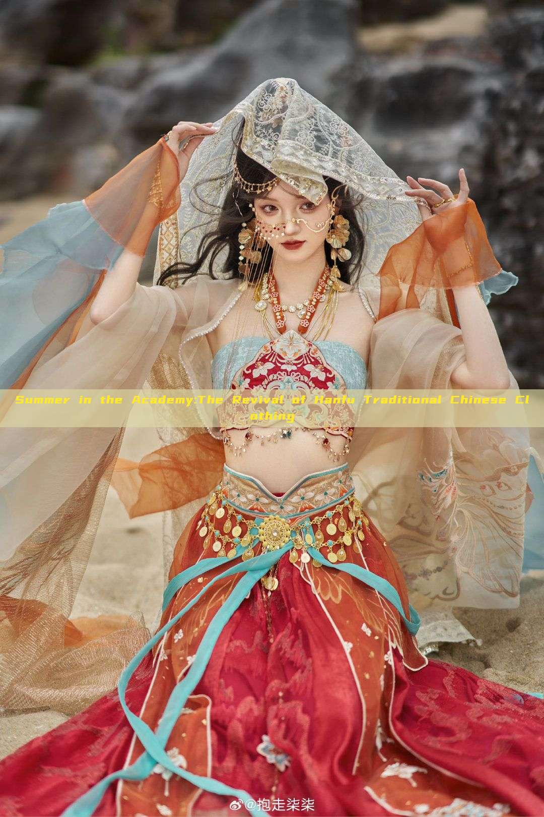 Summer in the Academy:The Revival of Hanfu Traditional Chinese Clothing Summer in the Academy:The Revival of Hanfu Traditional Chinese Clothing