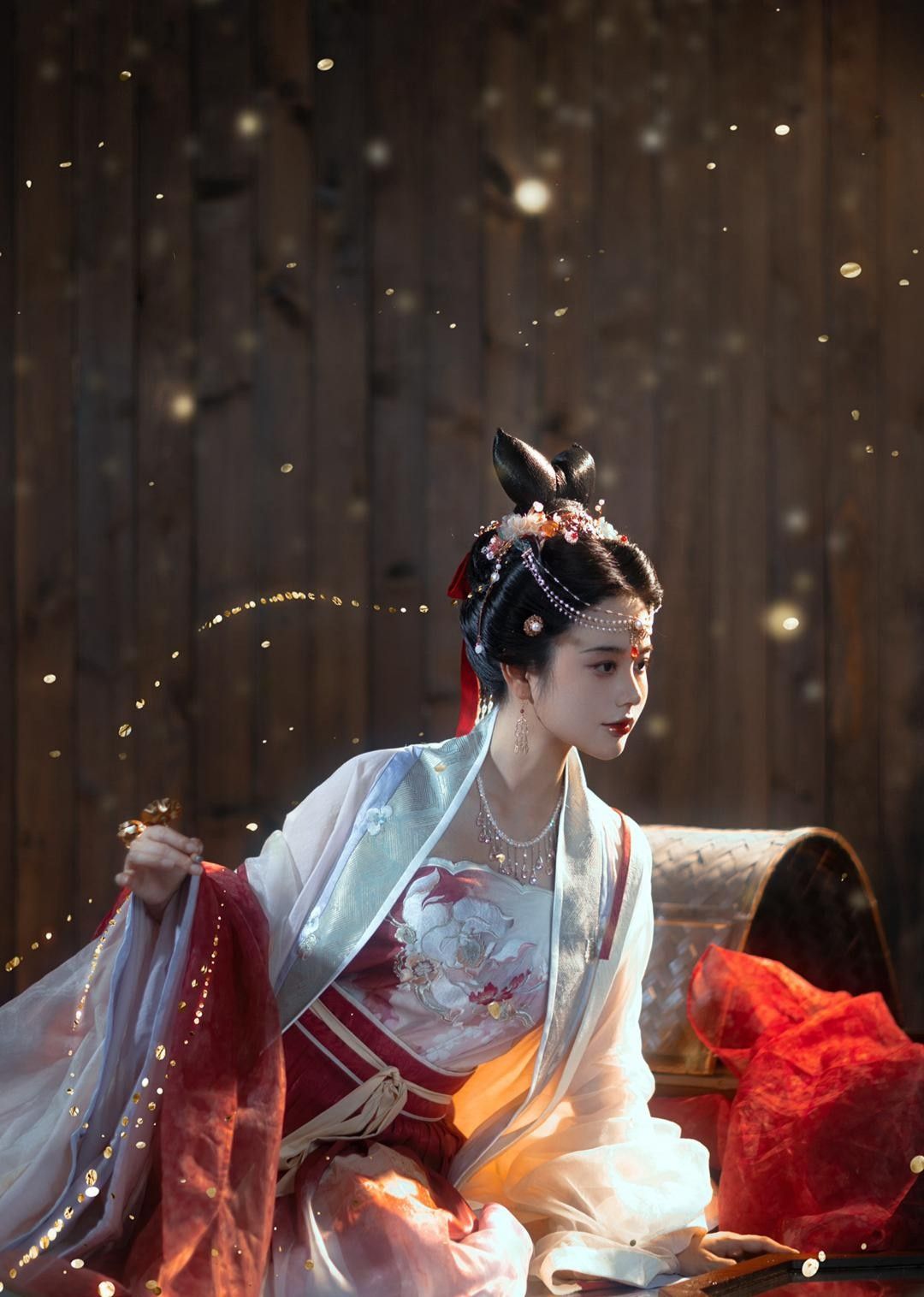 Vintage Qipao Style Dress:Embracing the Retro Elegance with a Slimming Fit Vintage Qipao Style Dress:Embracing the Retro Elegance with a Slimming Fit
