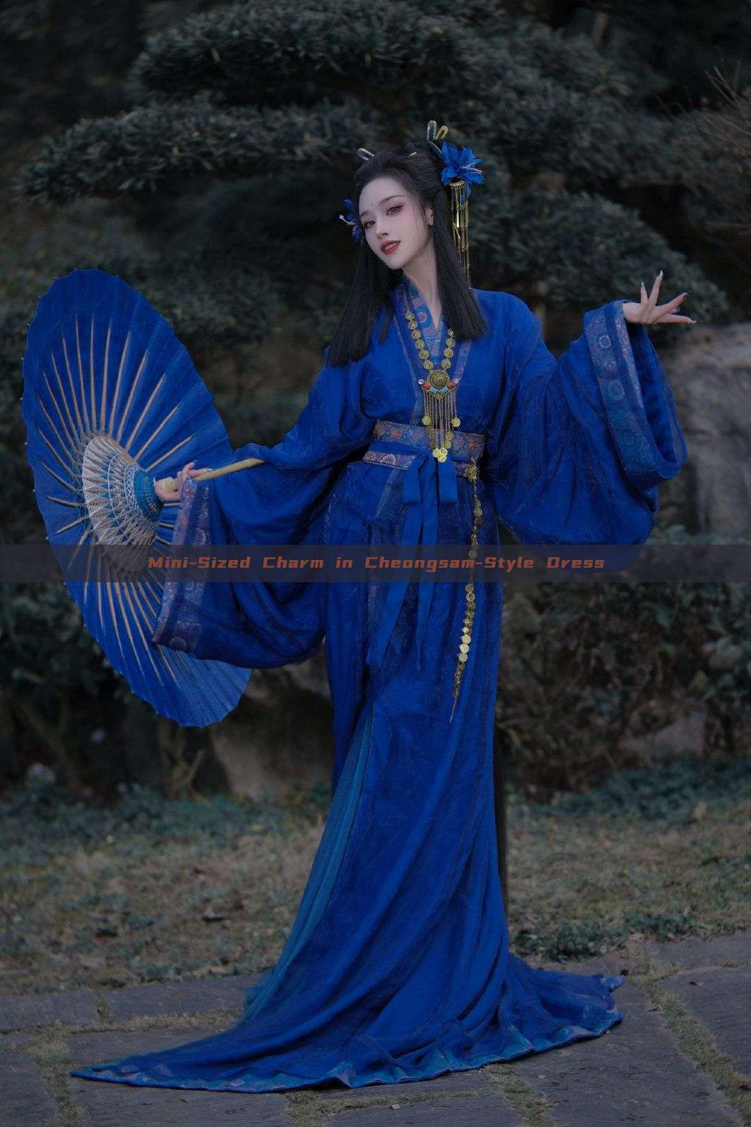 Mini-Sized Charm in Cheongsam-Style Dress Mini-Sized Charm in Cheongsam-Style Dress