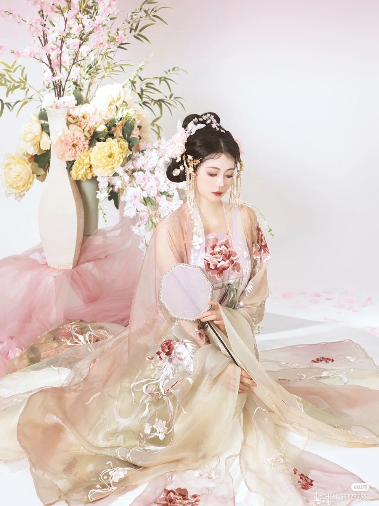 The Blueprint of Traditional Hanfu Costumes:Unraveling the Threads of Cultural Heritage The Blueprint of Traditional Hanfu Costumes:Unraveling the Threads of Cultural Heritage