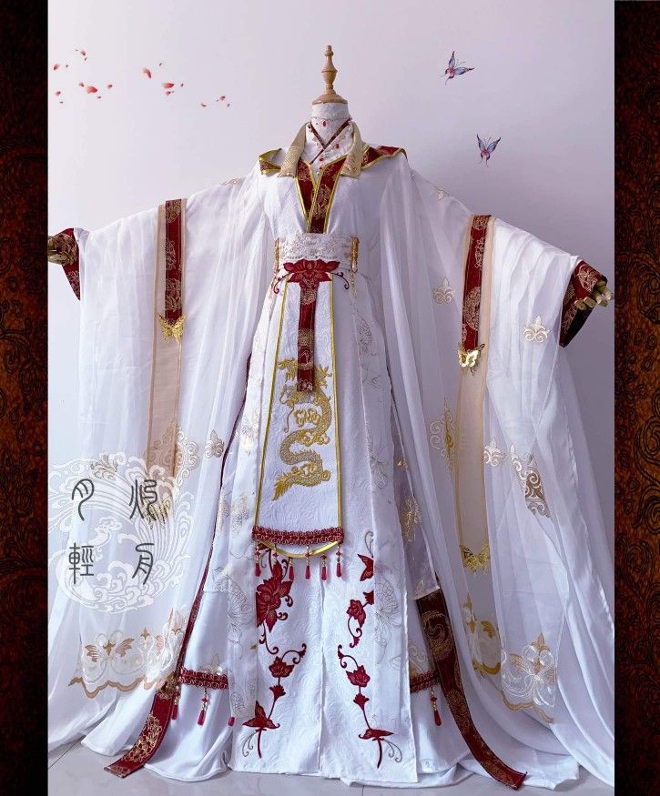 Elegance in Summer:The Rise of Qipao as a Fashion Statement Elegance in Summer:The Rise of Qipao as a Fashion Statement