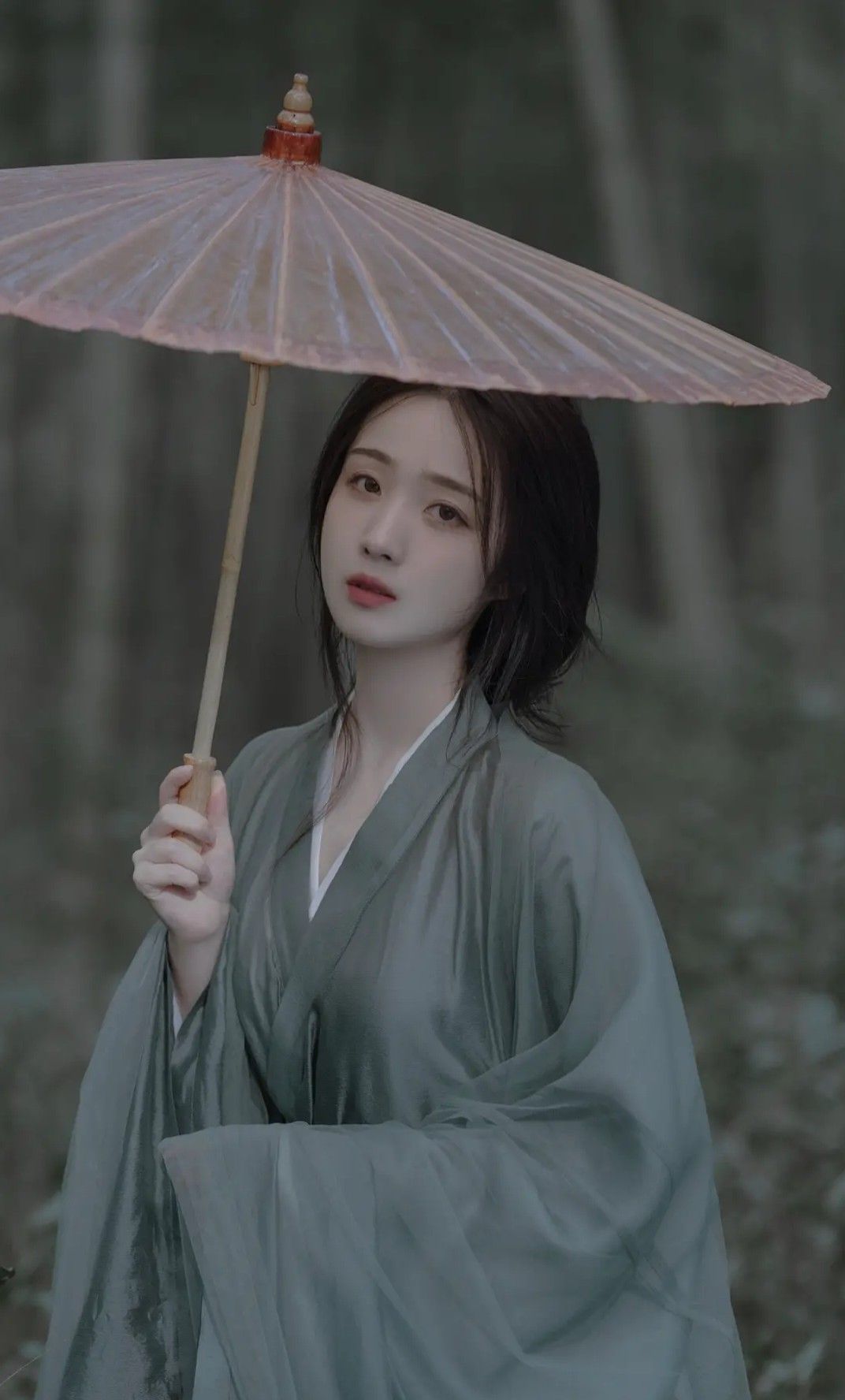 Winter and Autumn Childrens Wear:Thicker Hanfu Costumes for Girls