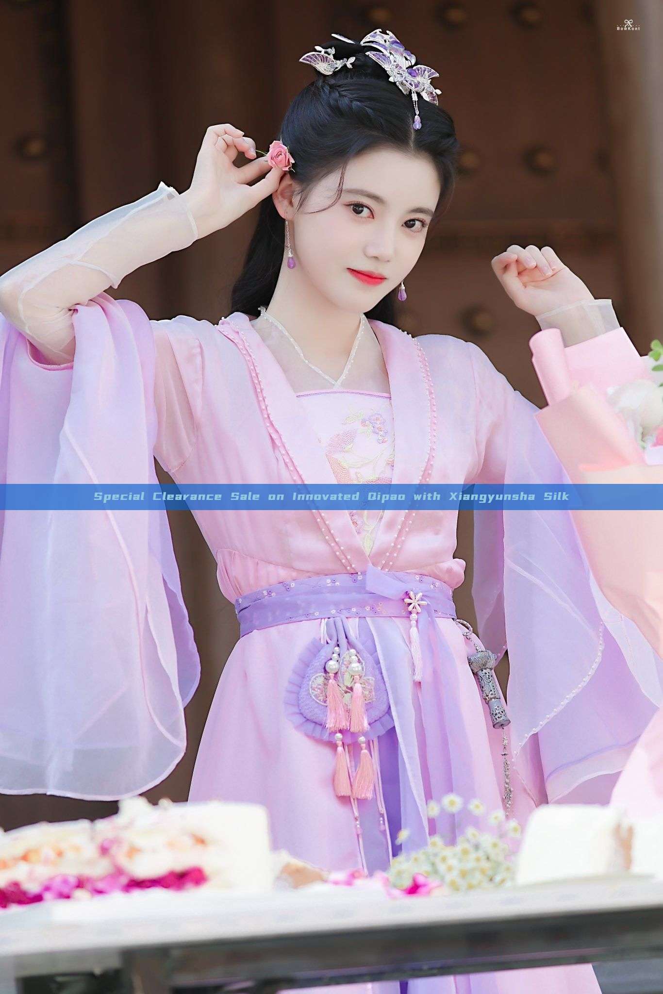 Special Clearance Sale on Innovated Qipao with Xiangyunsha Silk Special Clearance Sale on Innovated Qipao with Xiangyunsha Silk