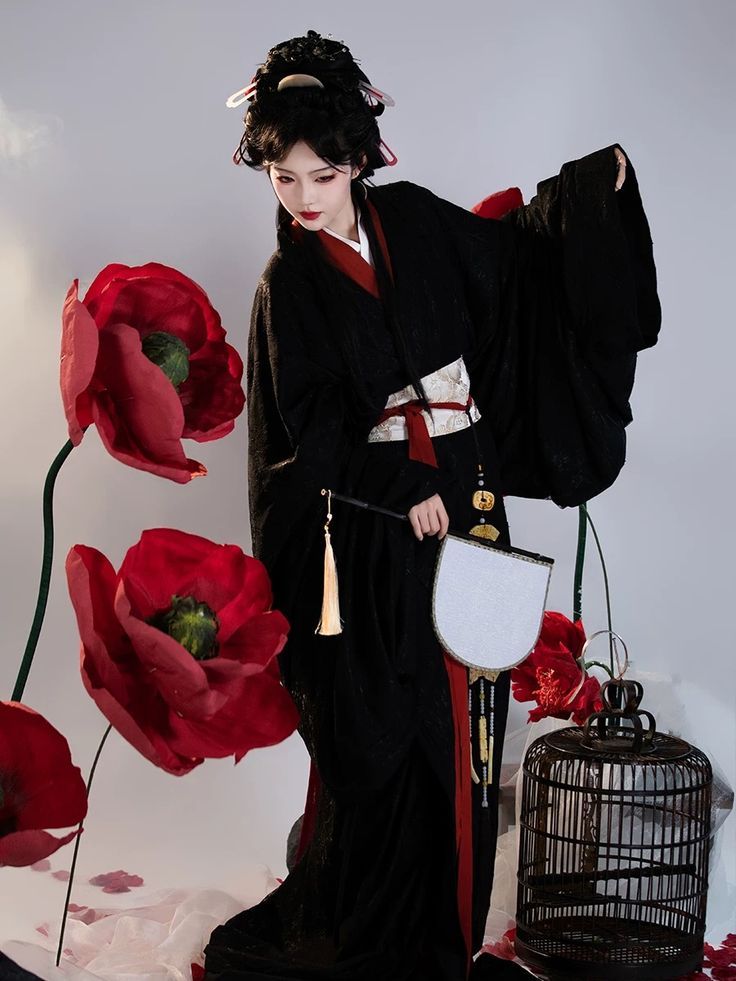 Live Streaming the Revival of Hanfu:A Journey Through Traditional Chinese Fashion Live Streaming the Revival of Hanfu:A Journey Through Traditional Chinese Fashion
