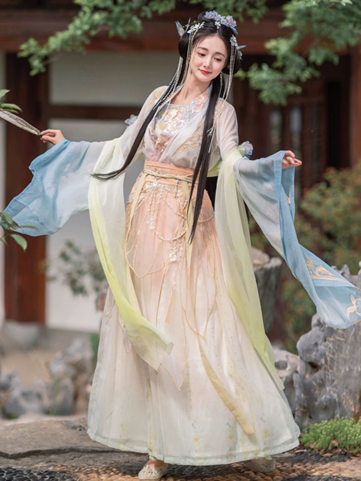 Winter Hanfu Costume Set for Little Girls:A Complete Guide Winter Hanfu Costume Set for Little Girls:A Complete Guide
